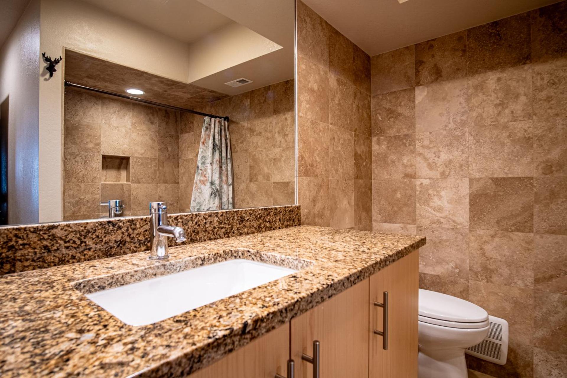 2BD Fairway Nine Golf Condo + FREE Resort Amenities