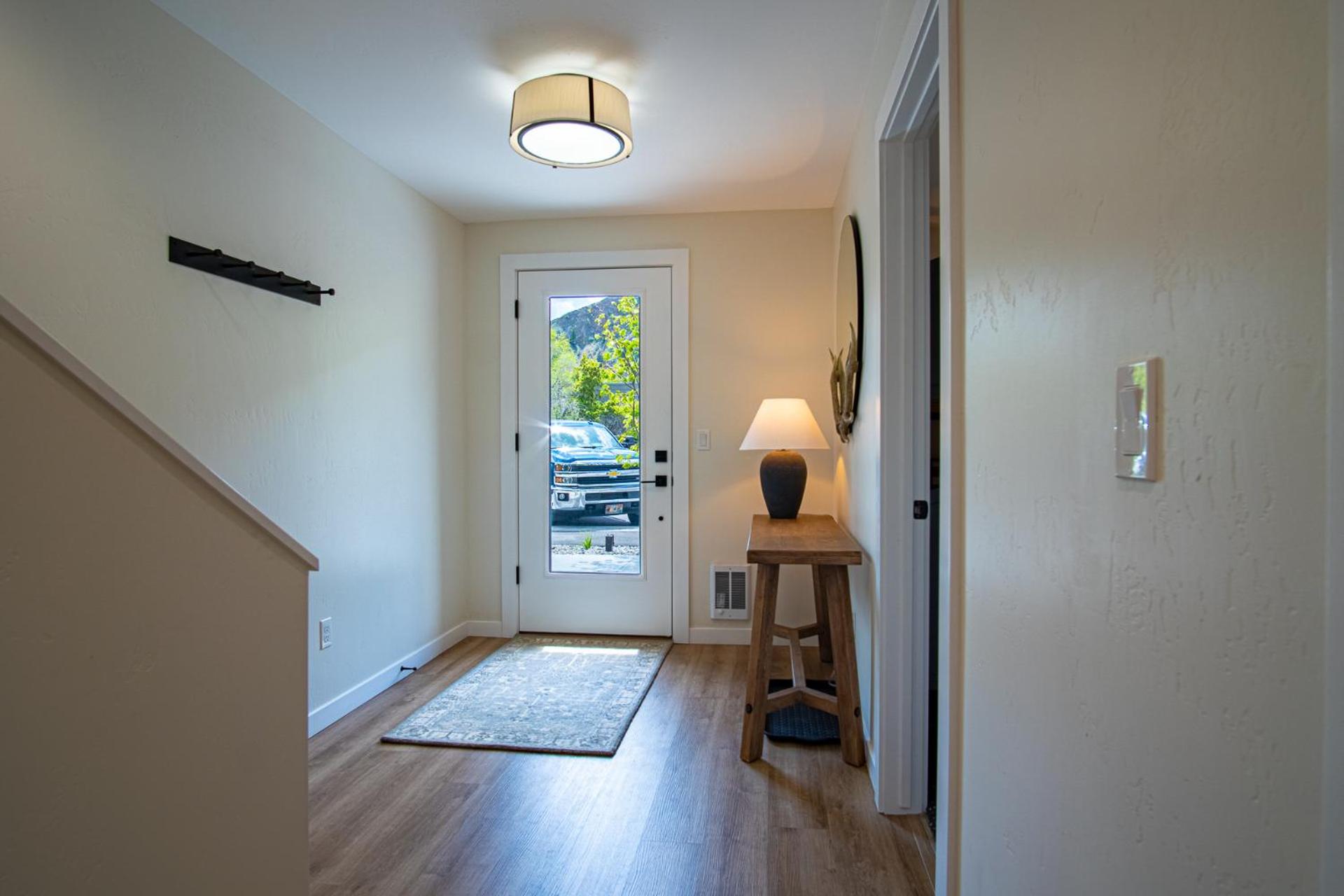 Mountain View Villa - Lux 3BD w/Roof Terrace - Downtown Hailey