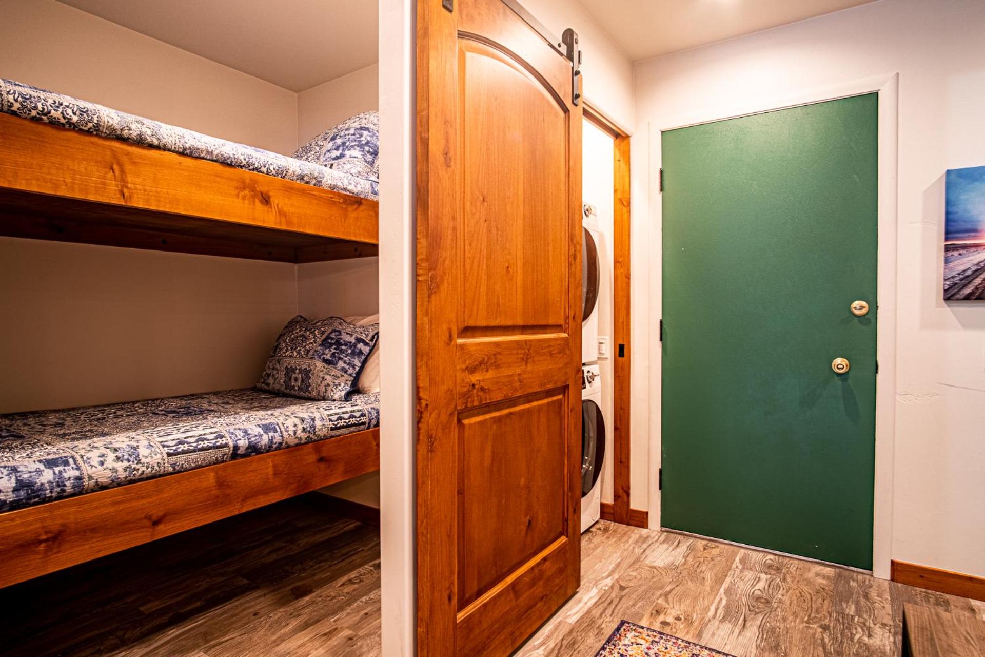 Sun Valley Condo 123