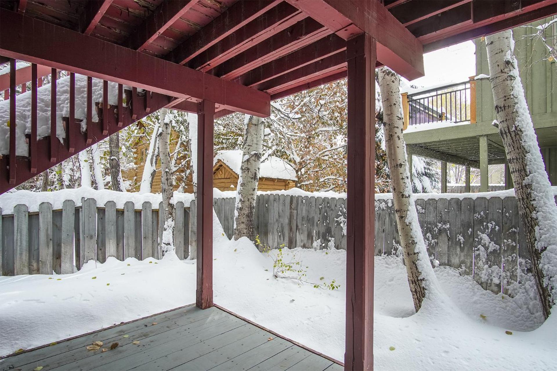 Skiway Chalet - Next to Warm Springs Lifts - Close to Natural Hot Springs