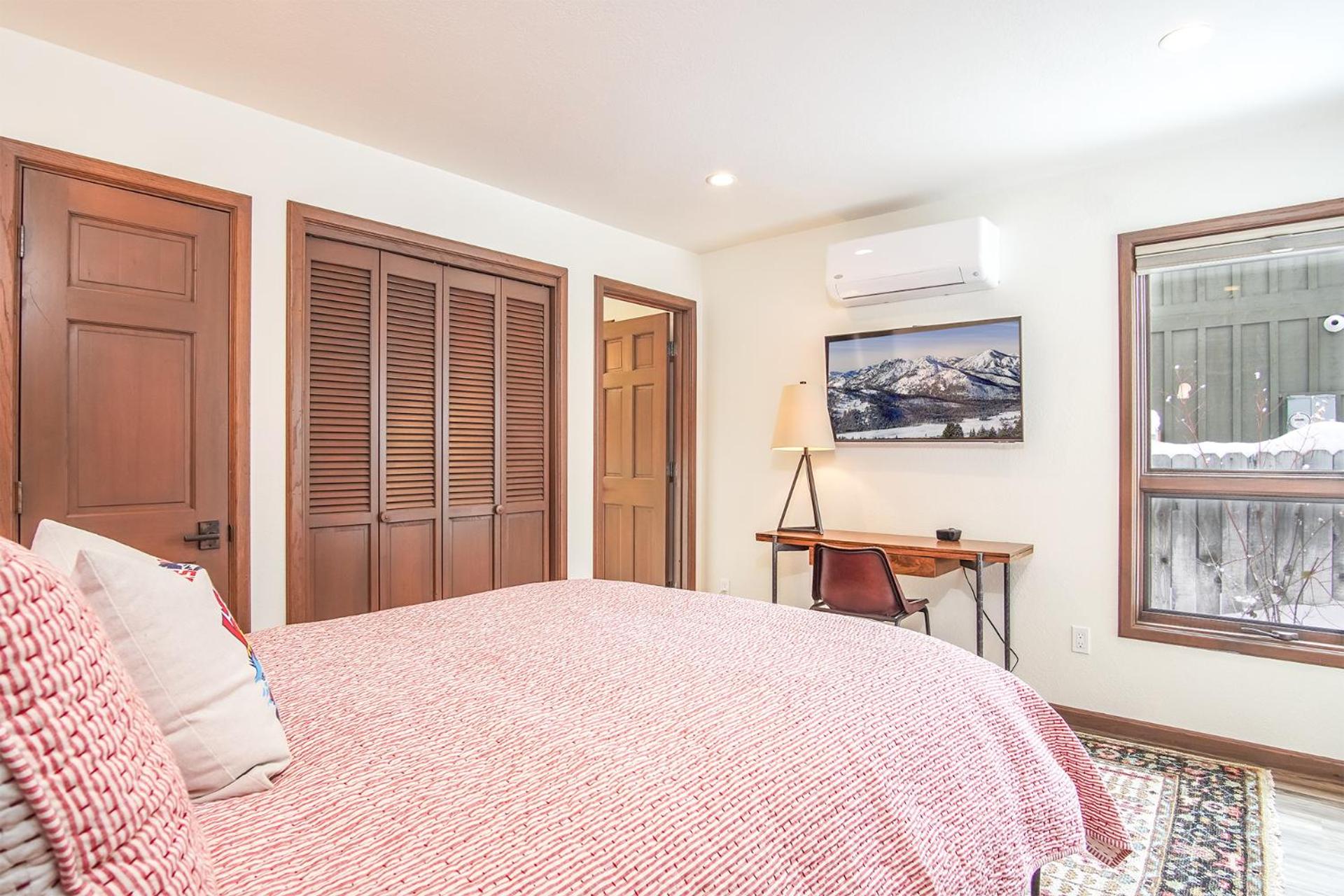 Skiway Chalet - Next to Warm Springs Lifts - Close to Natural Hot Springs