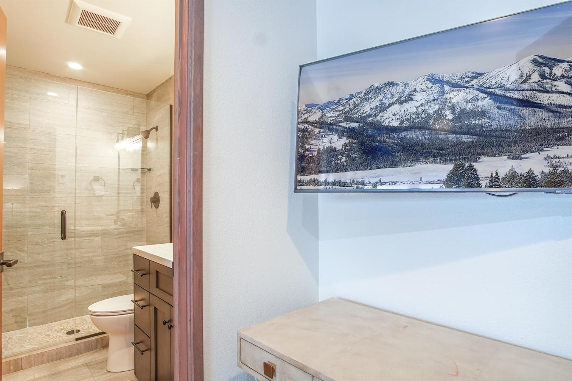Skiway Chalet - Next to Warm Springs Lifts - Close to Natural Hot Springs