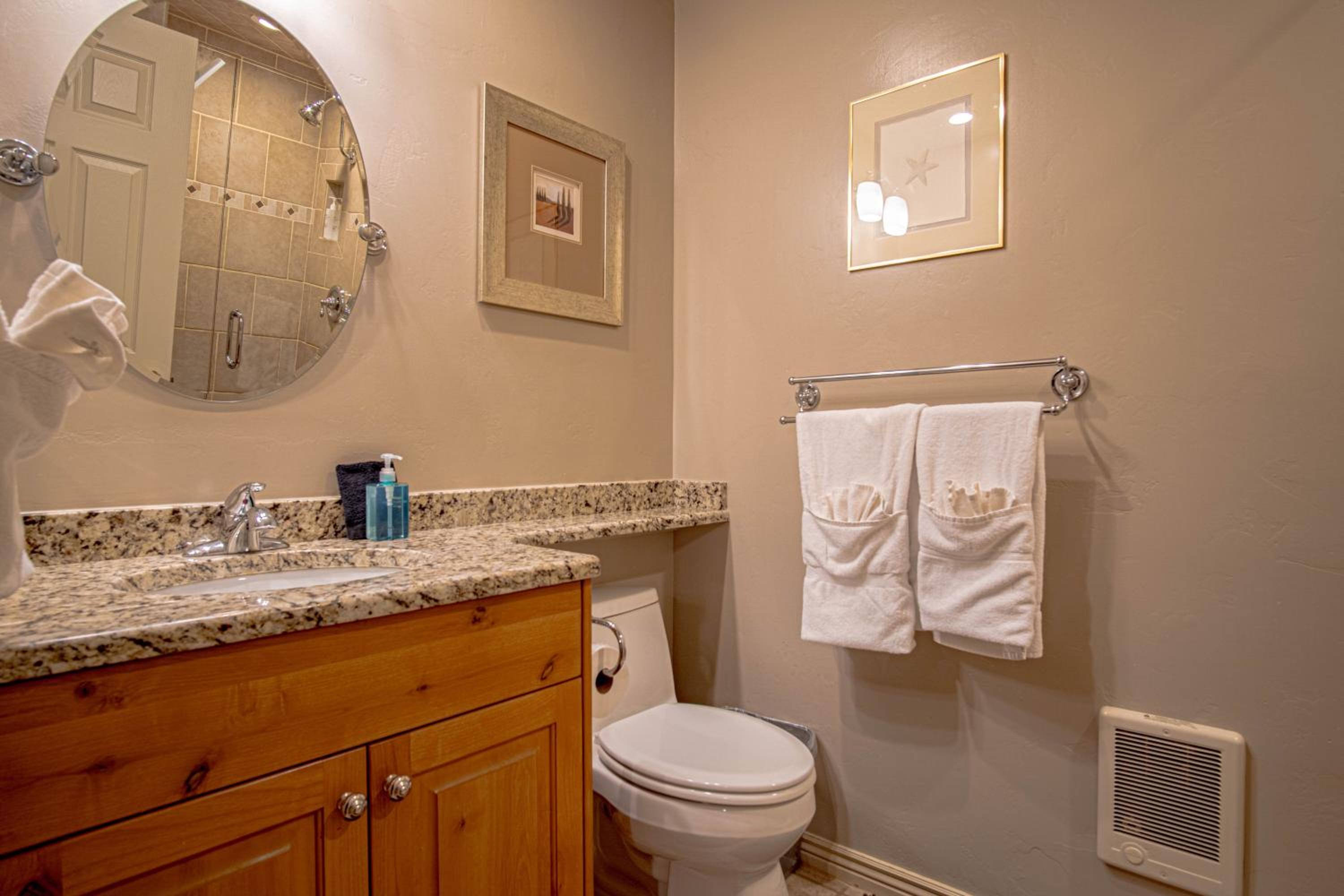 SV155 - Walk to Lifts & Town - Hot Tub & Pool