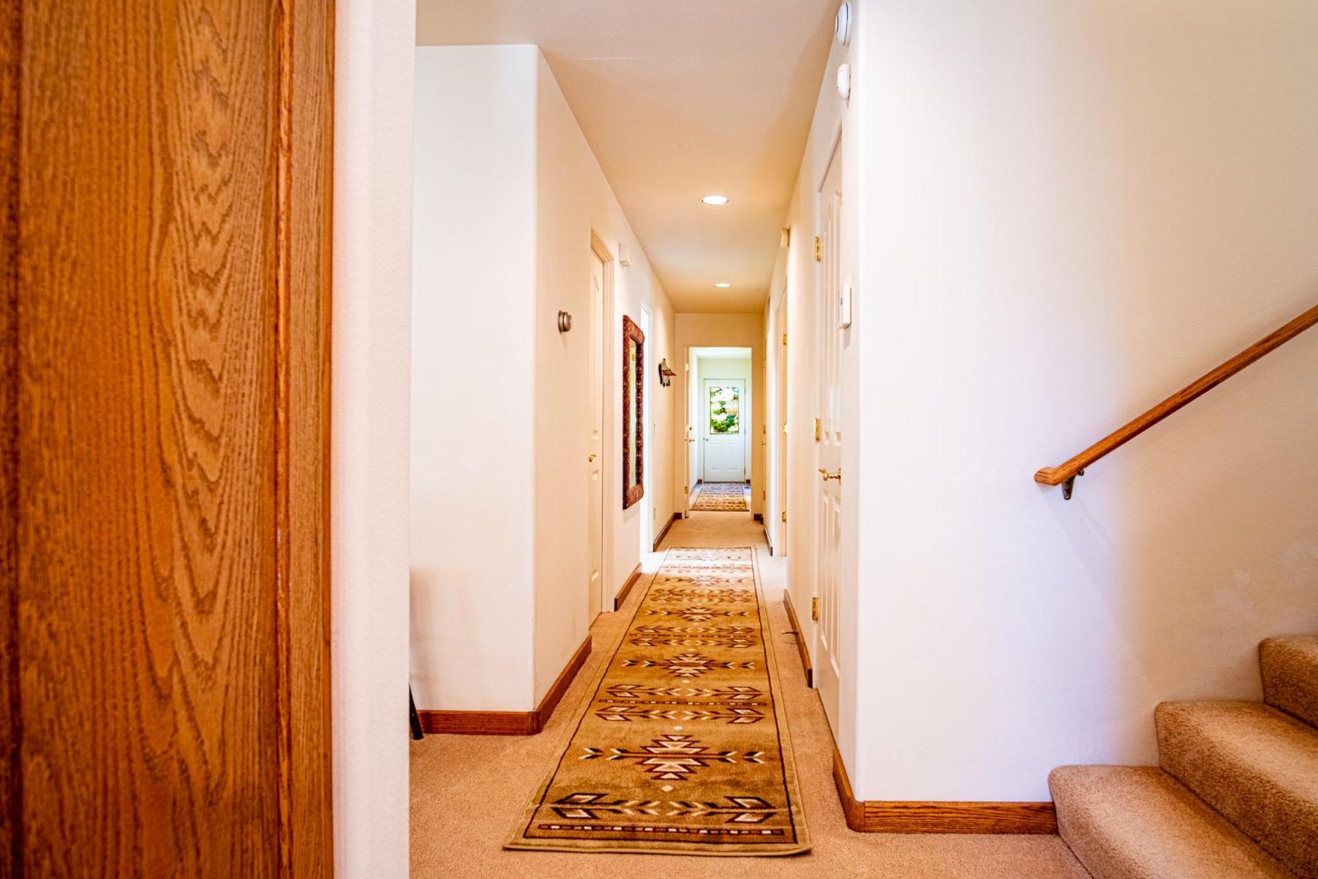 Sunflower Lane - 4BD Sun Valley Retreat + Resort Amenities