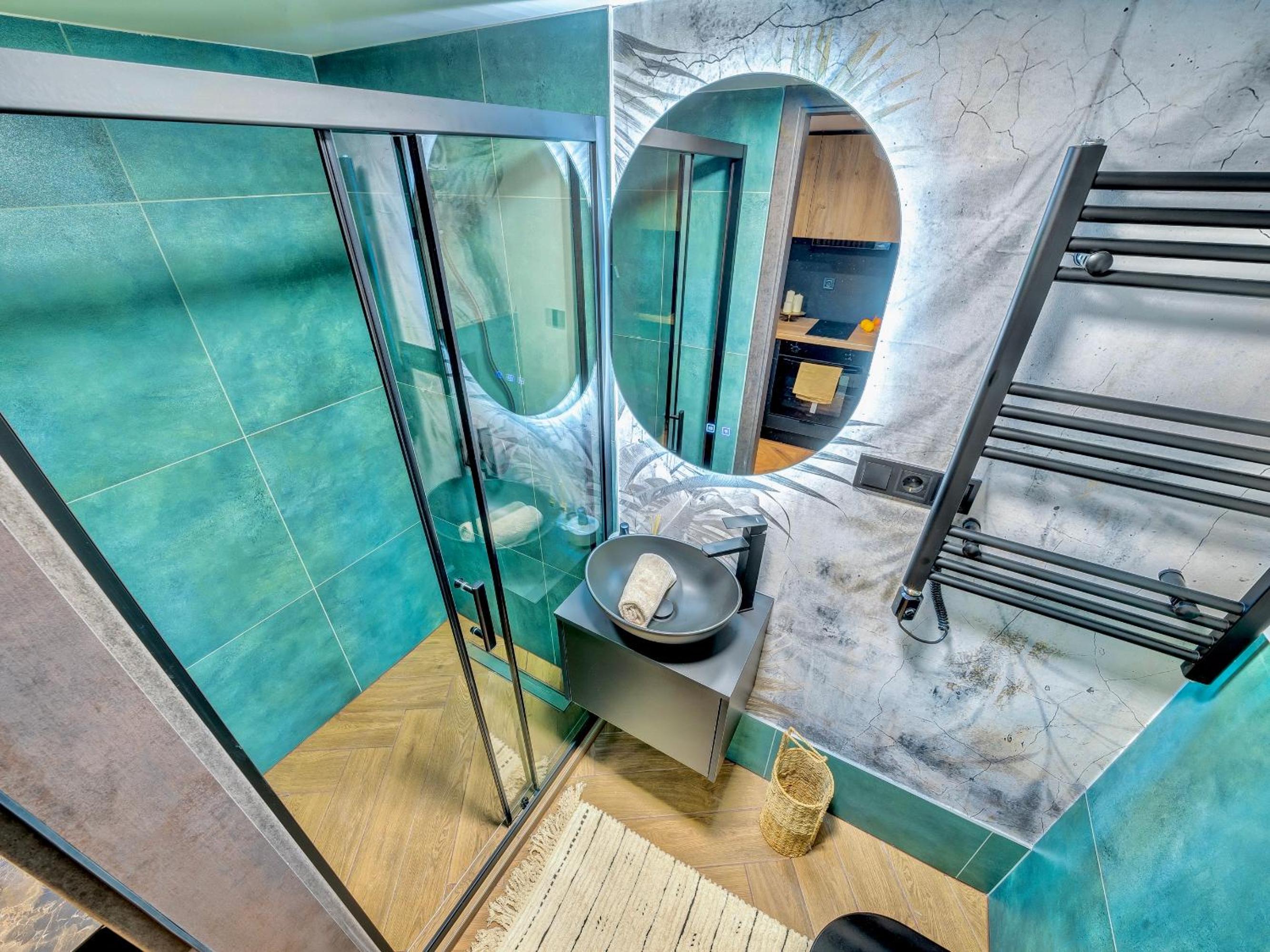 Central Luxe Studio