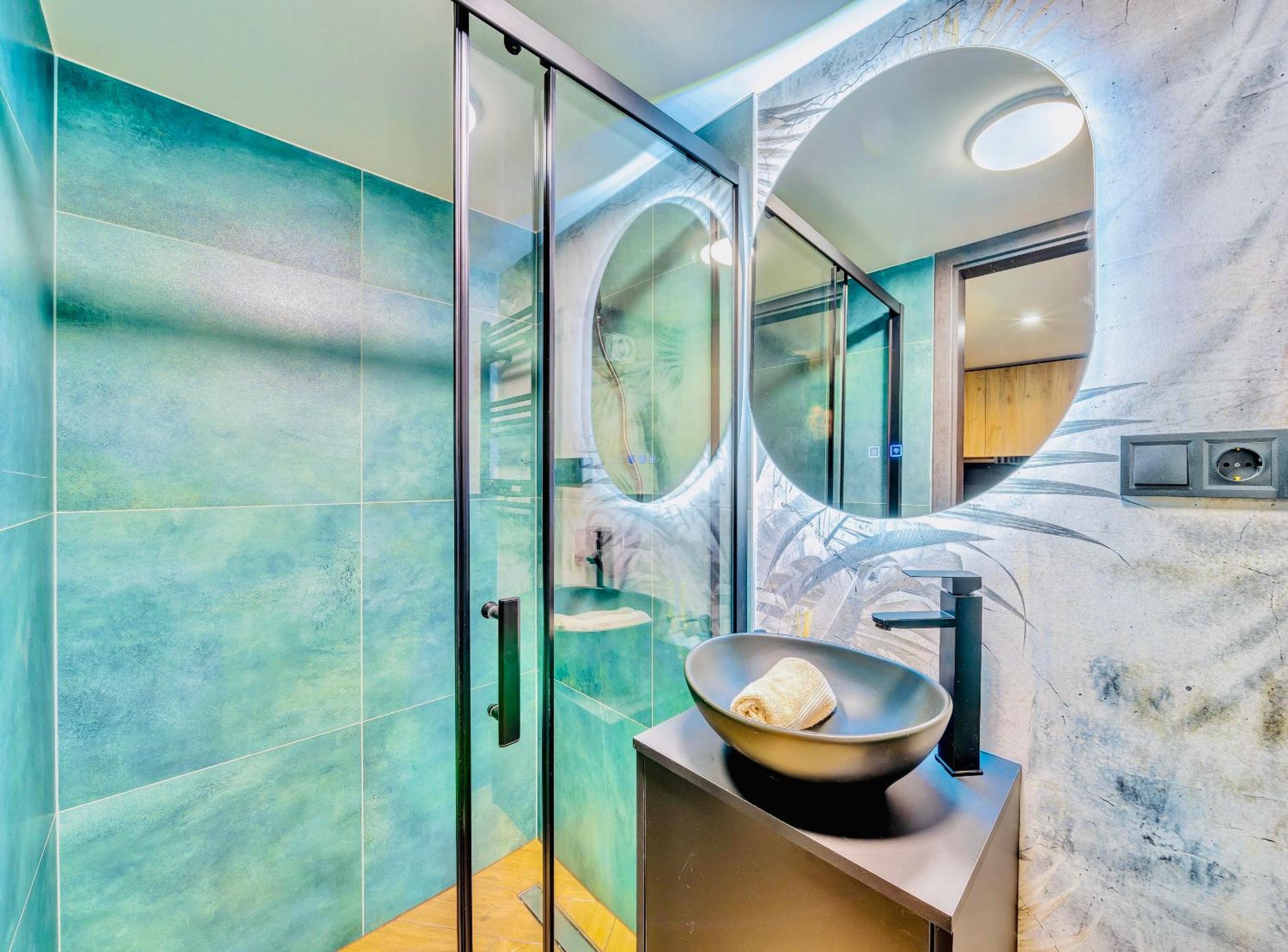 Central Luxe Studio