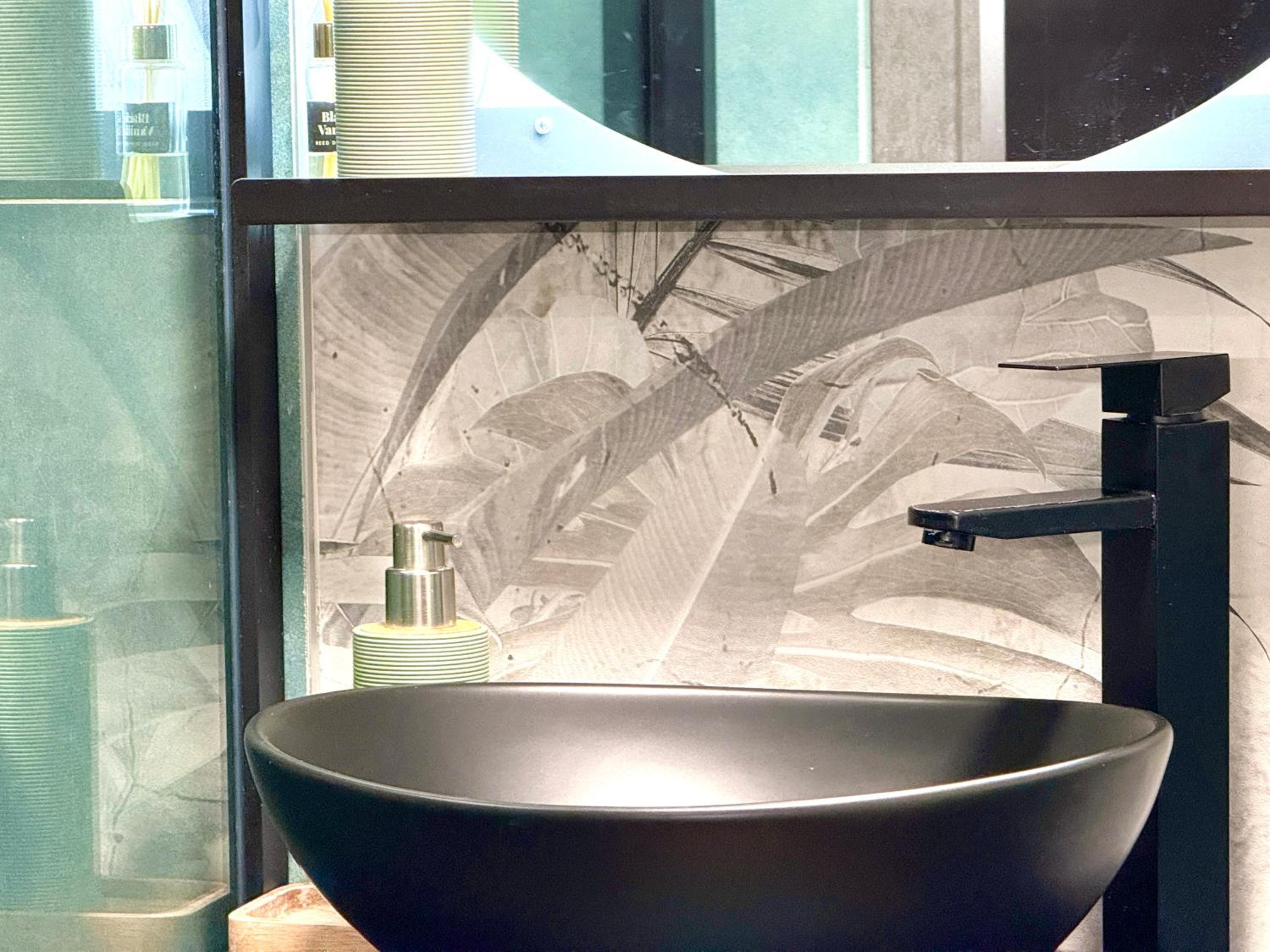 Central Luxe Studio