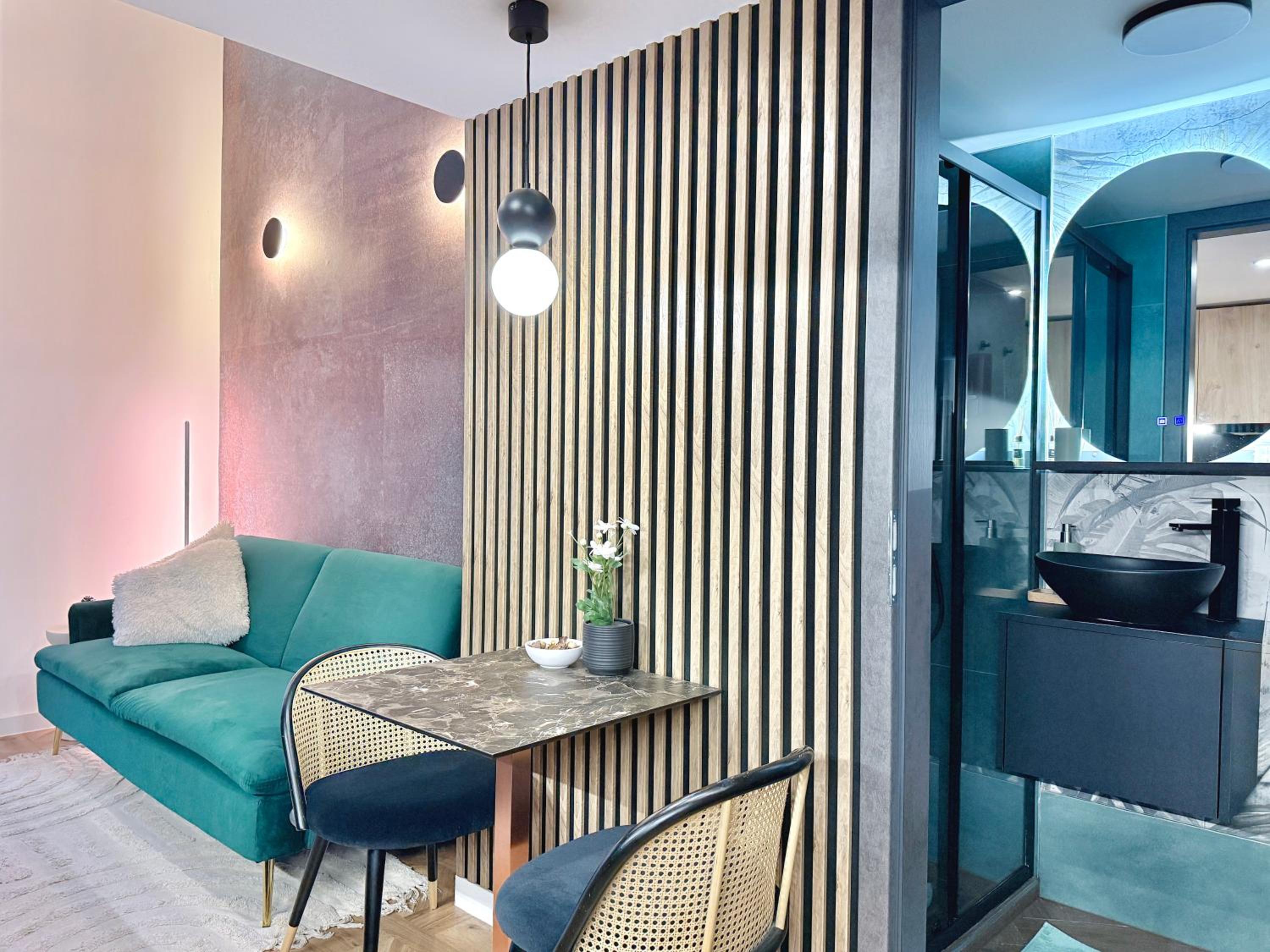 Central Luxe Studio
