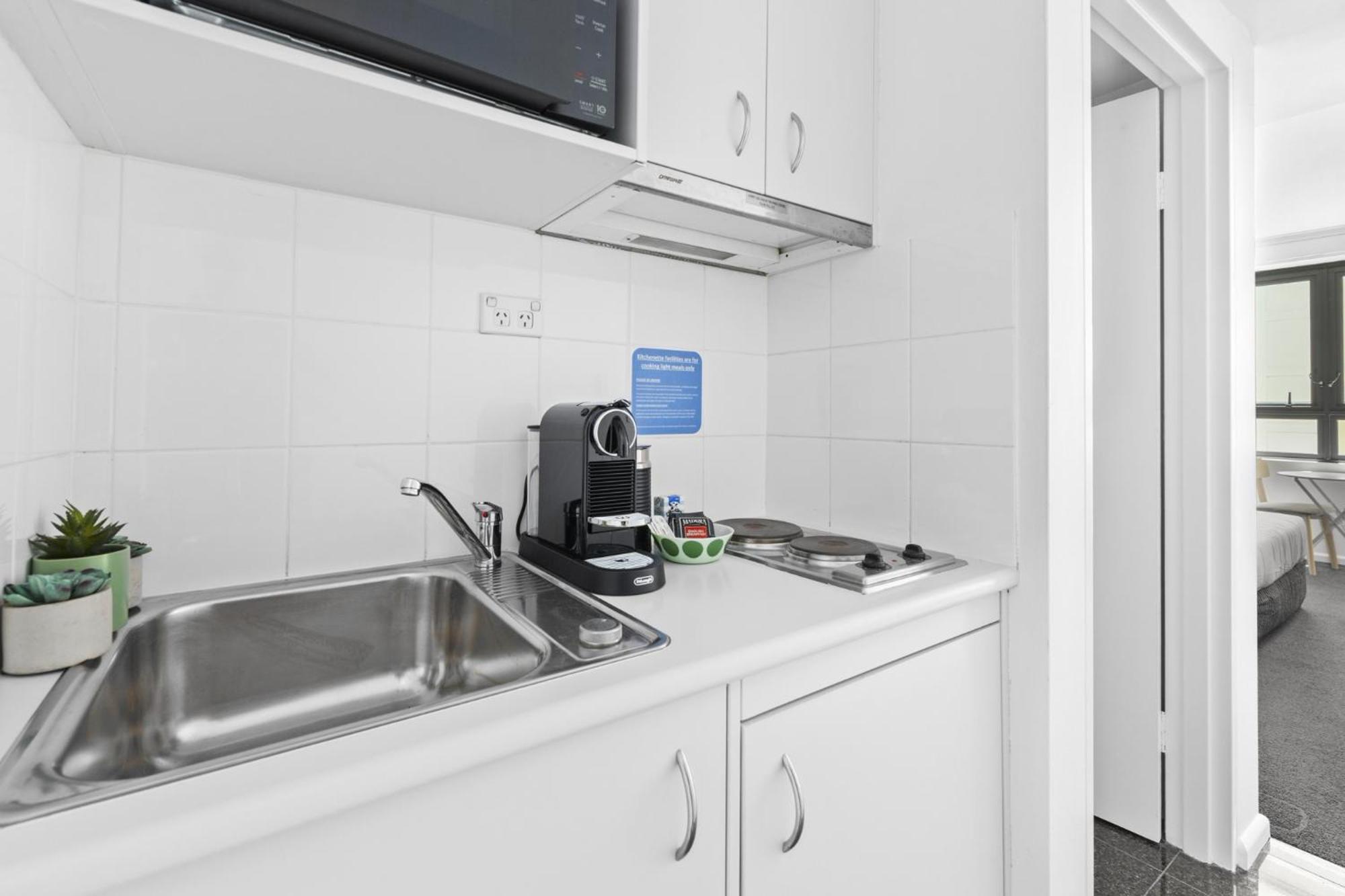 Bright Studio Stay in Central Parramatta