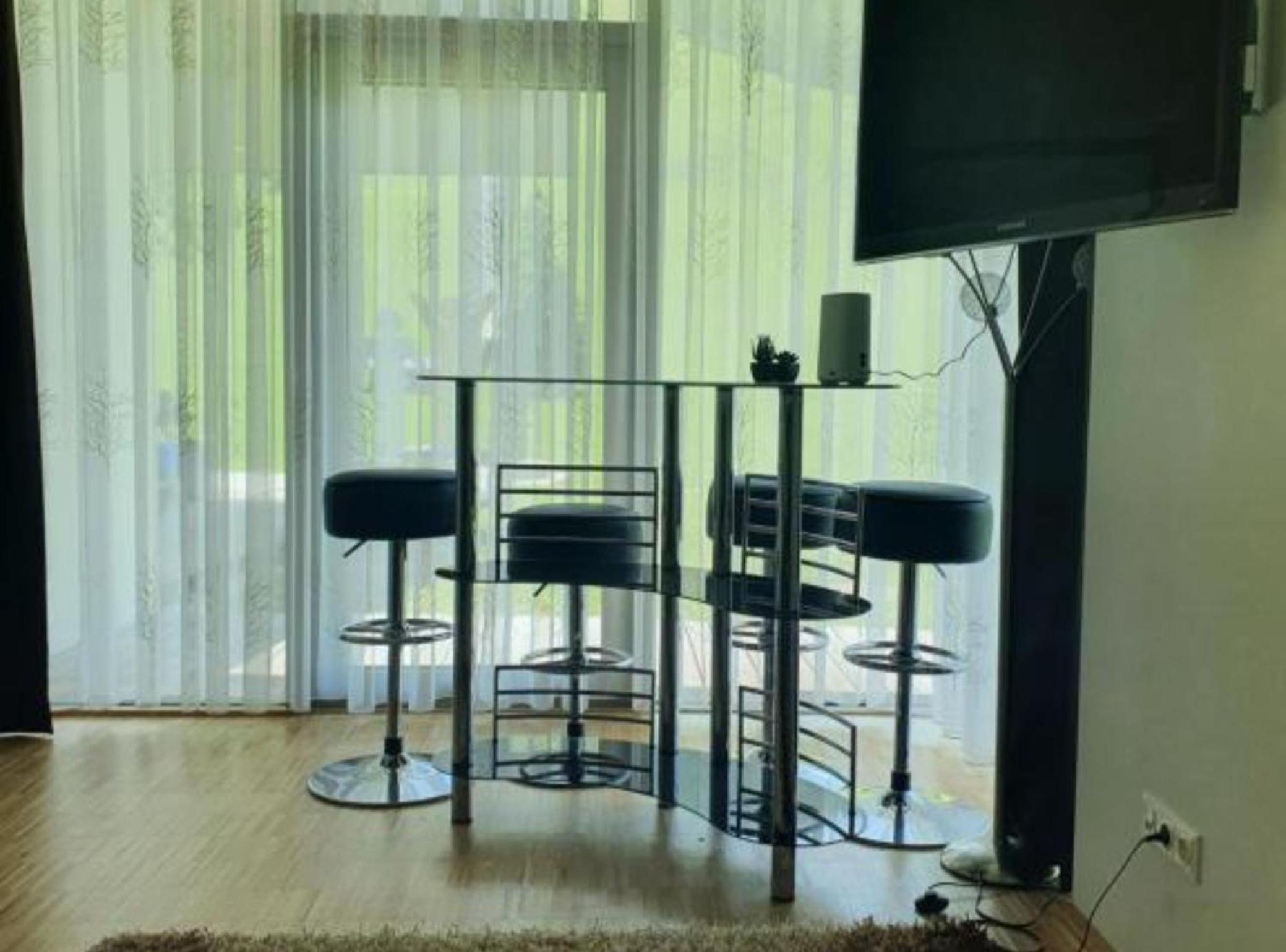 Apartment HAL