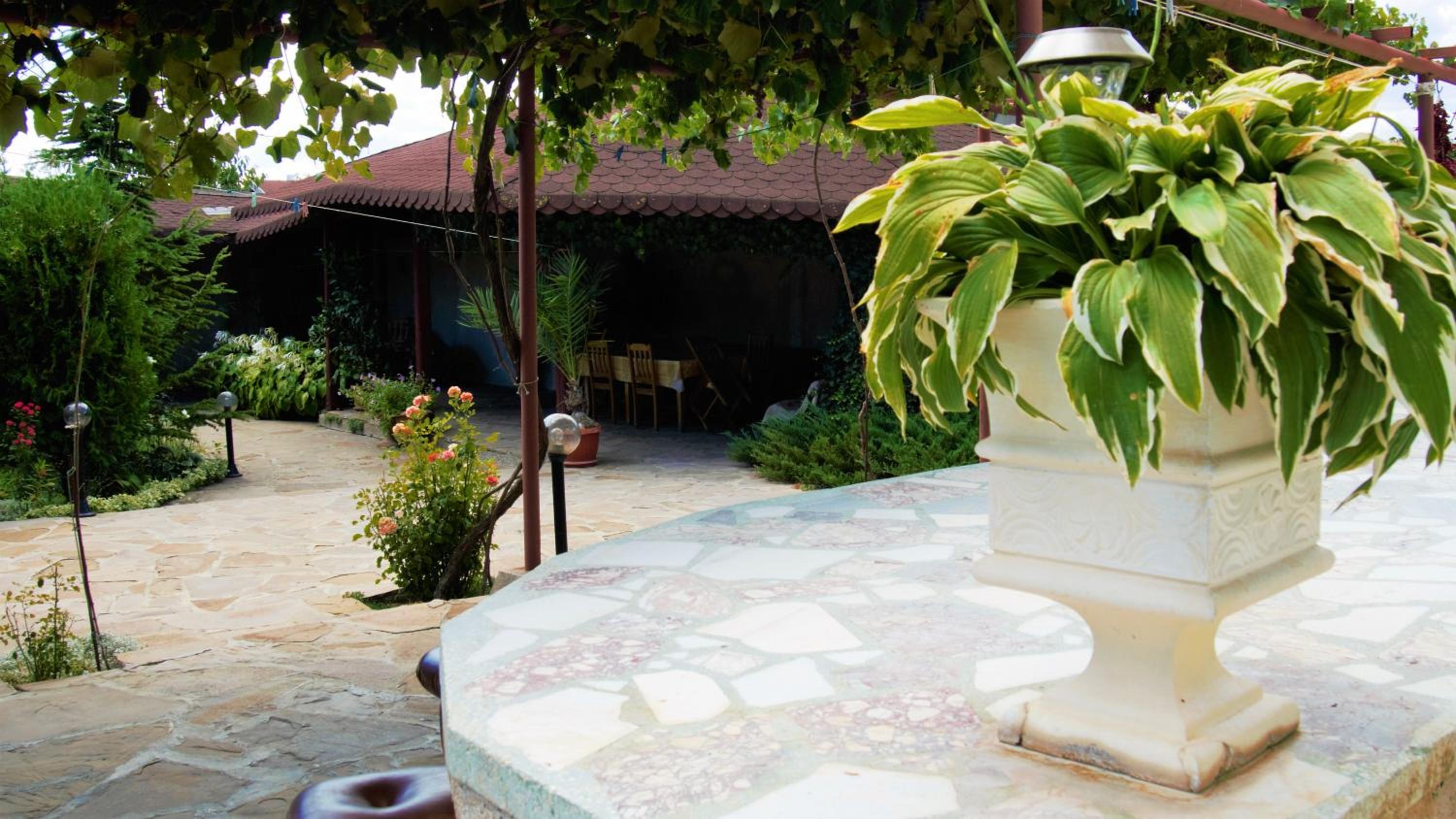 Atanasovi House