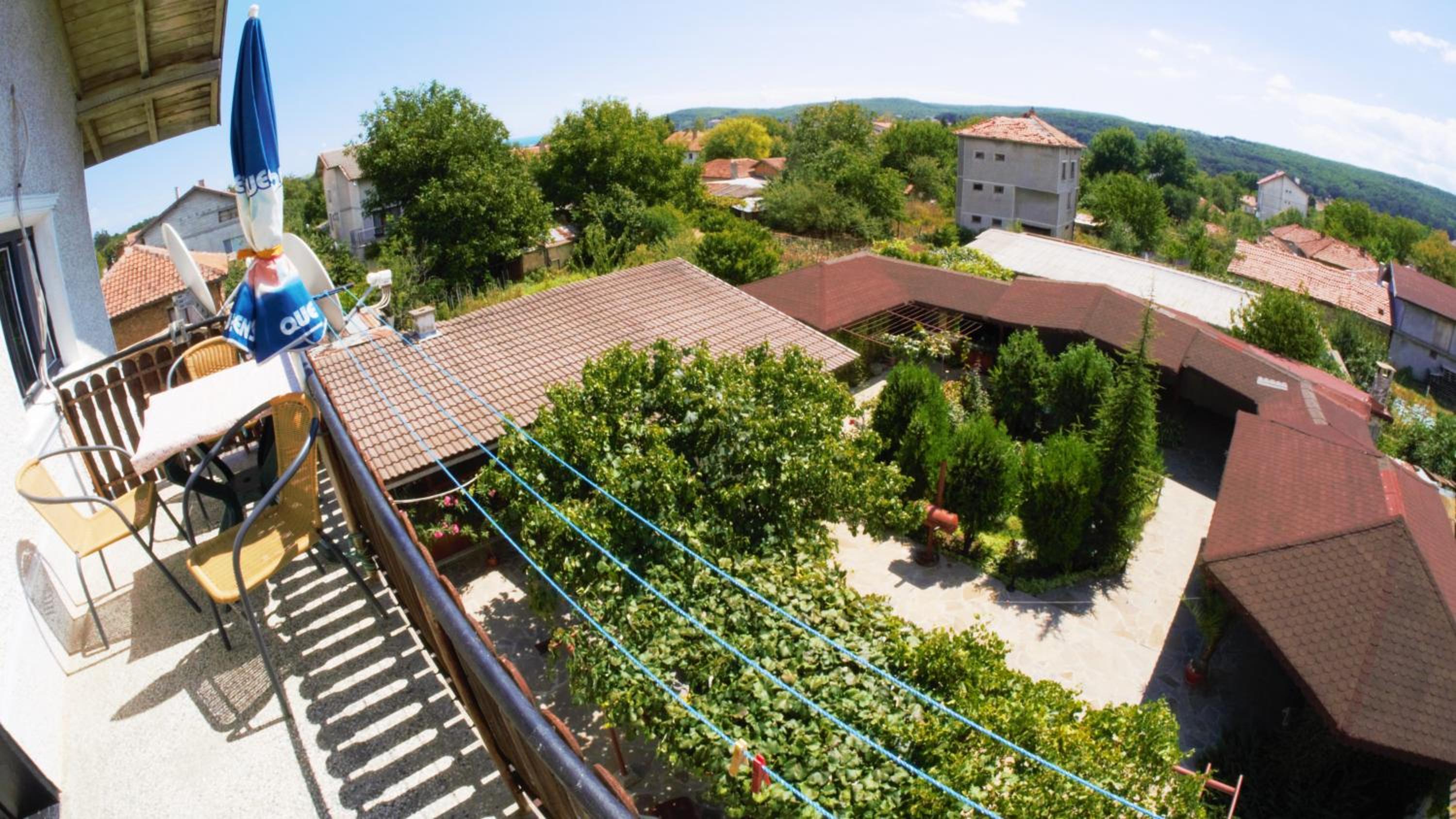 Atanasovi House