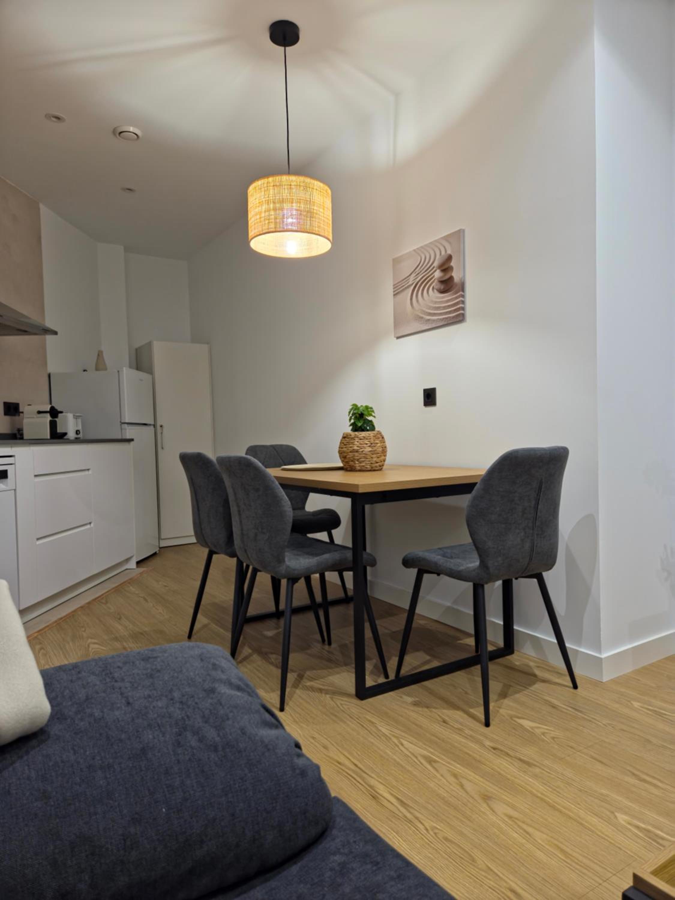 Apartamentos Picasso by gaiarooms