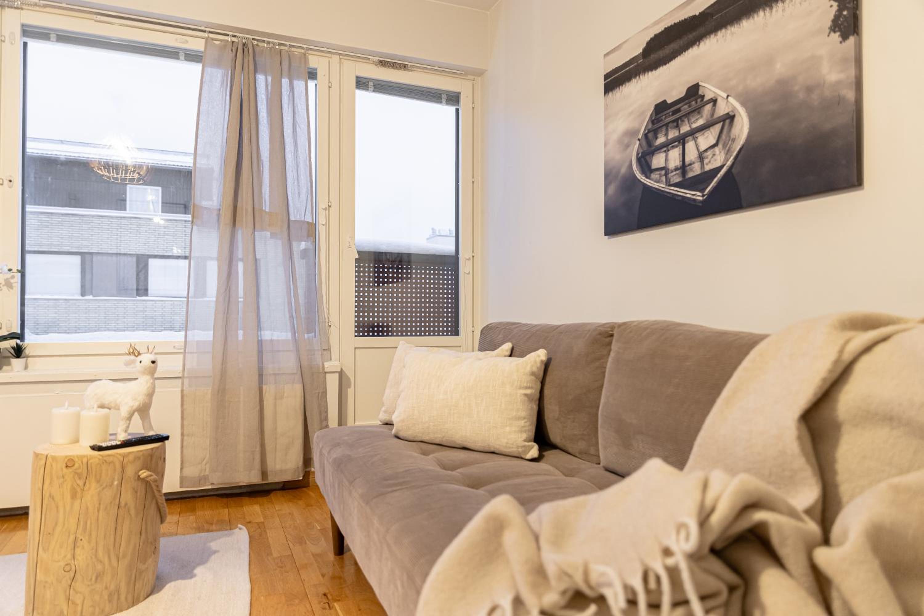 Cozy Family City Suite By BookLapland