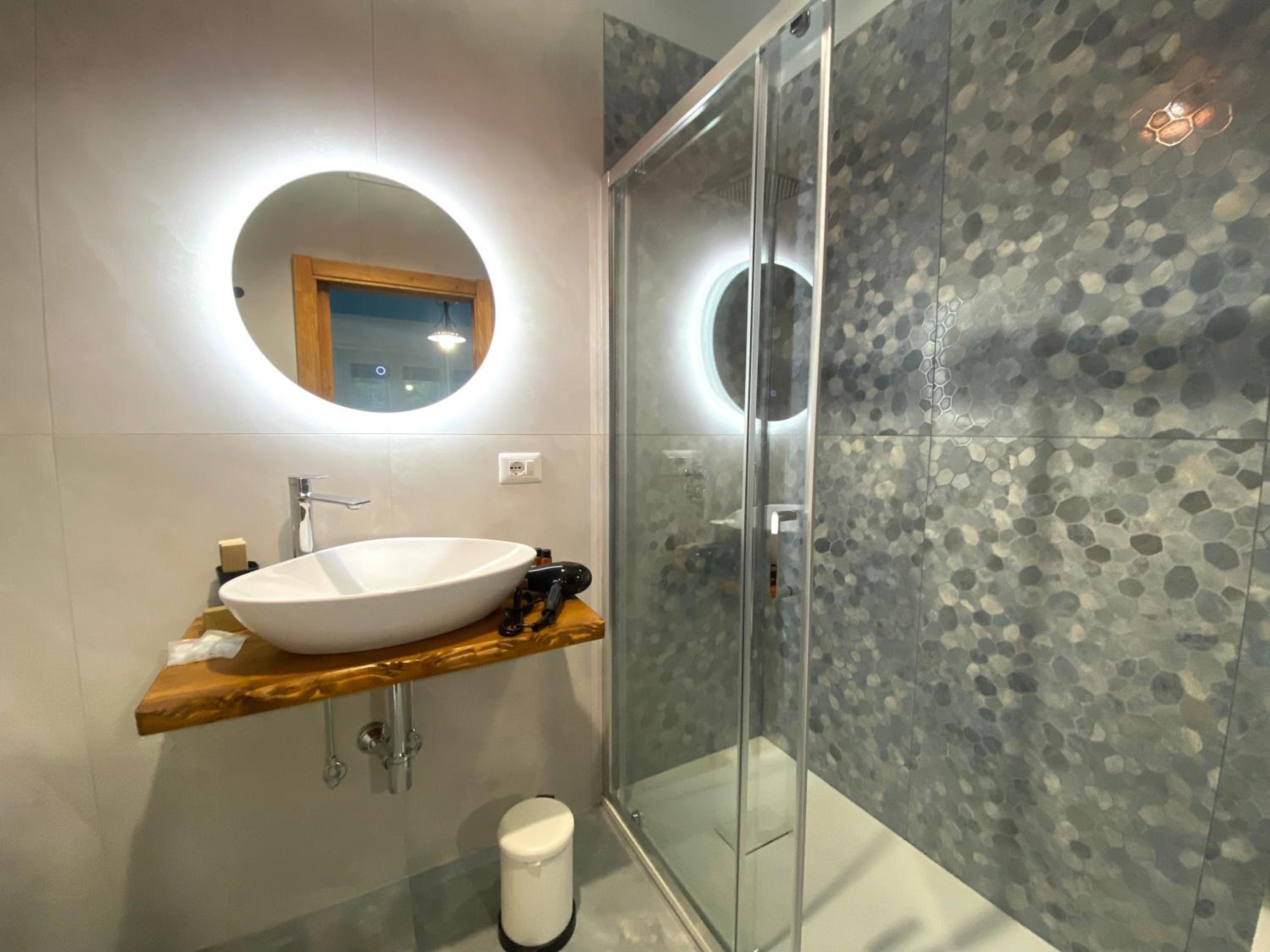 B&B Amàre