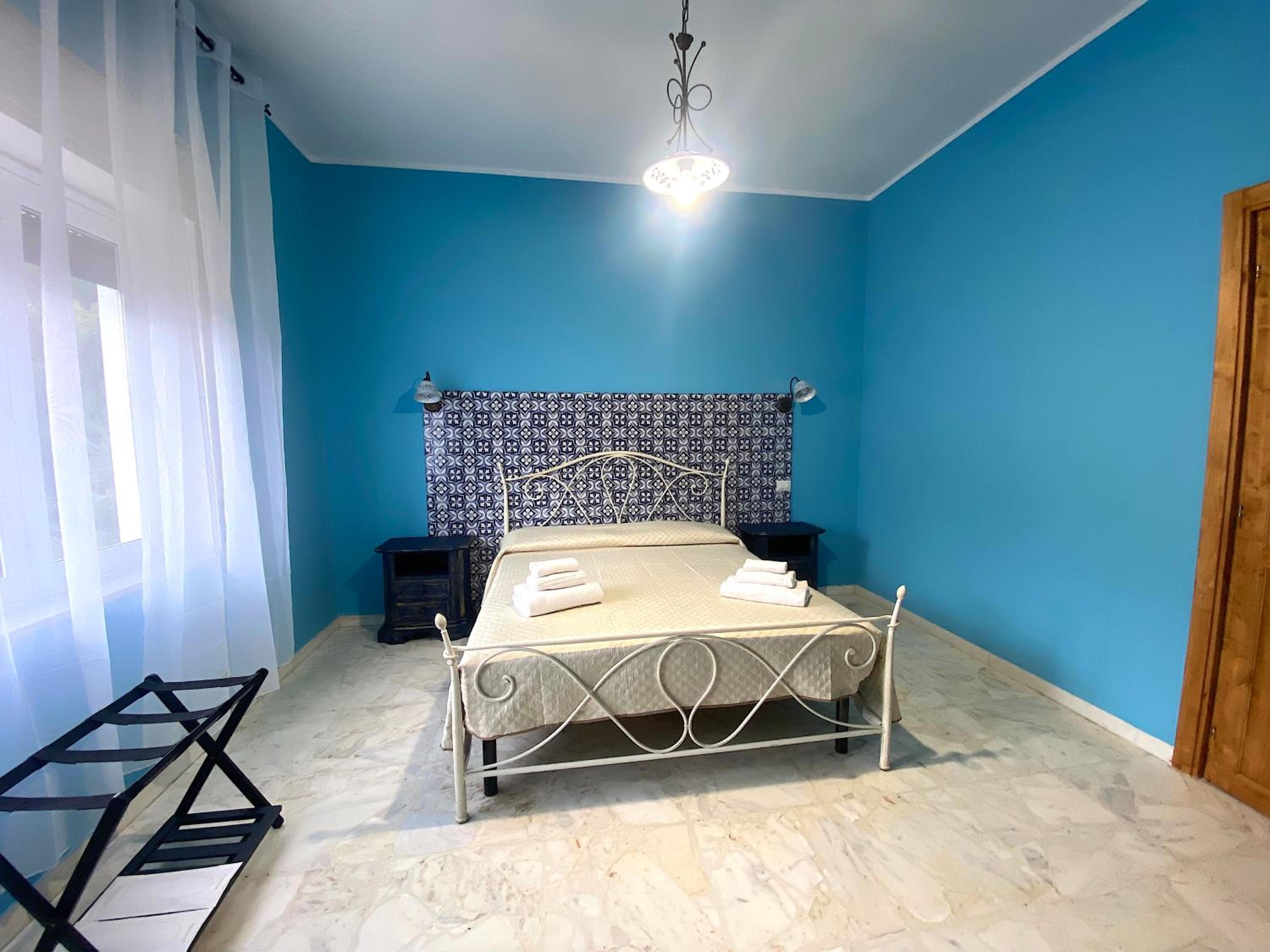 B&B Amàre