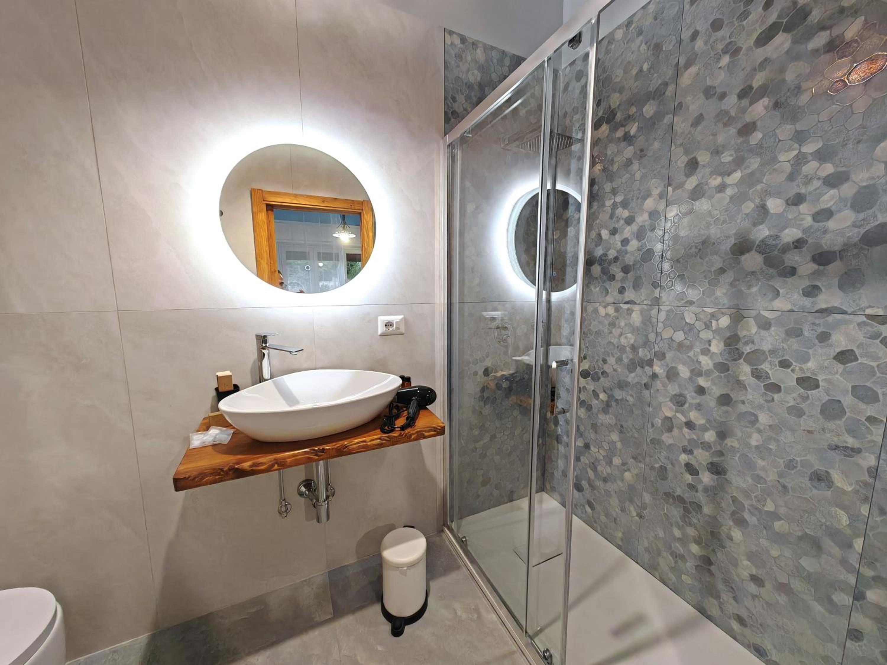 B&B Amàre