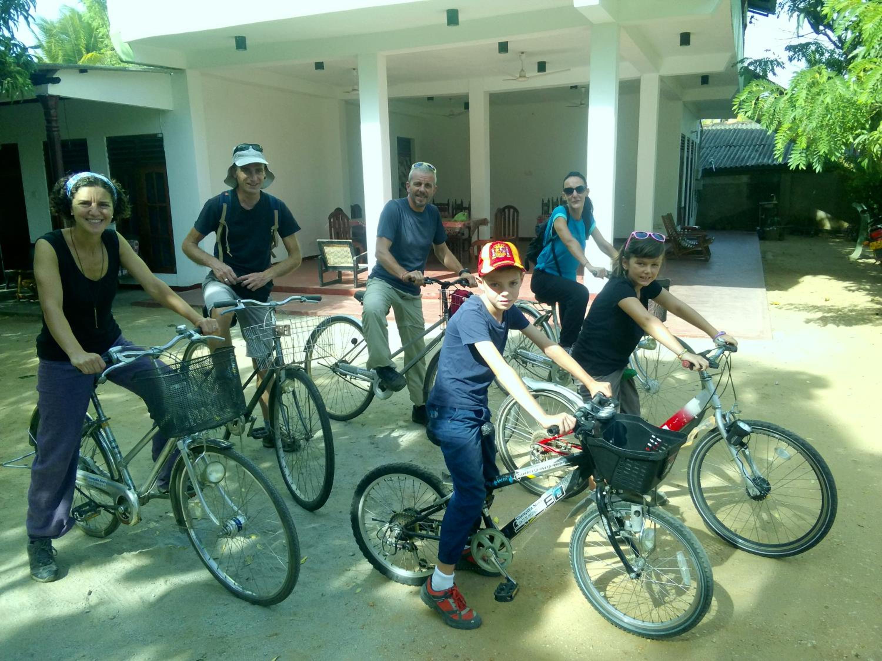 Jayaru Guest House
