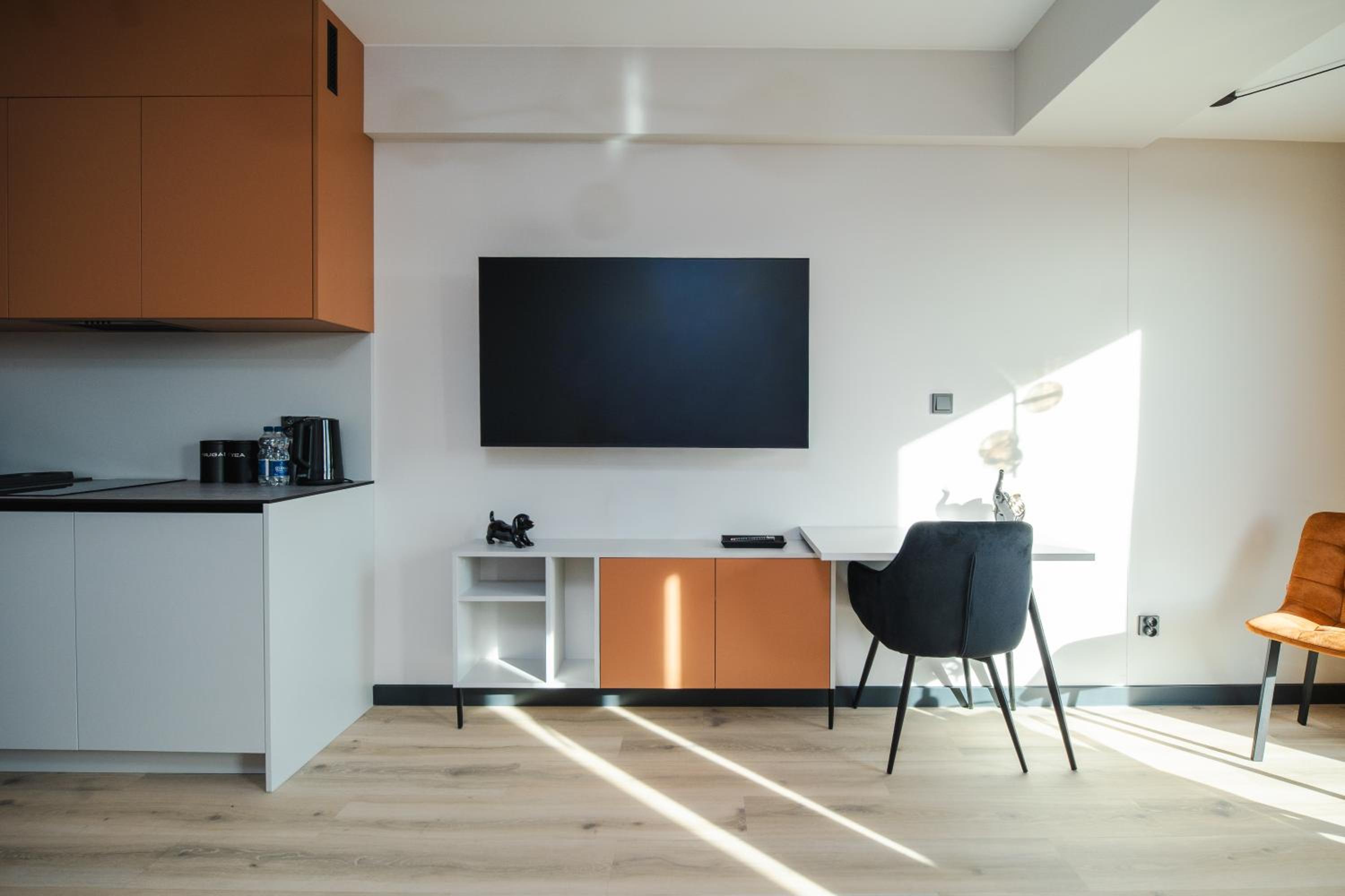 K52 Apartments