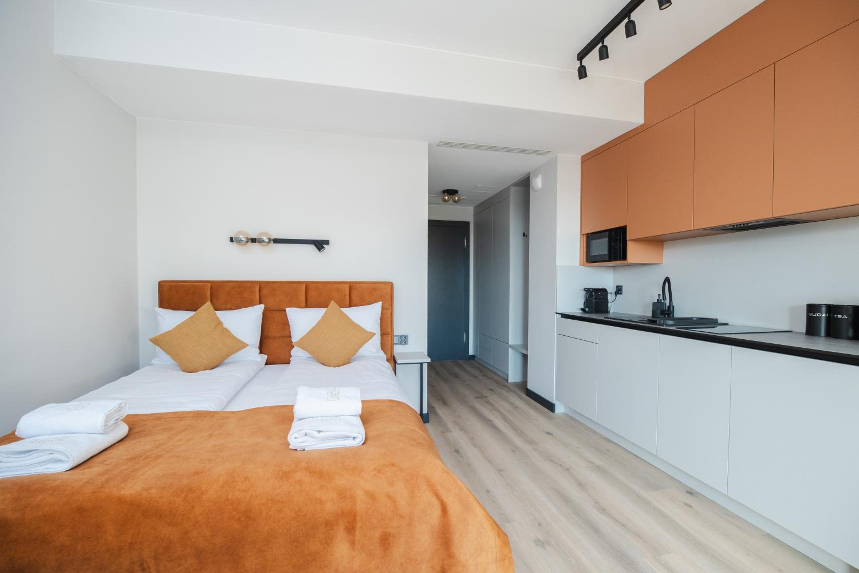K52 Apartments