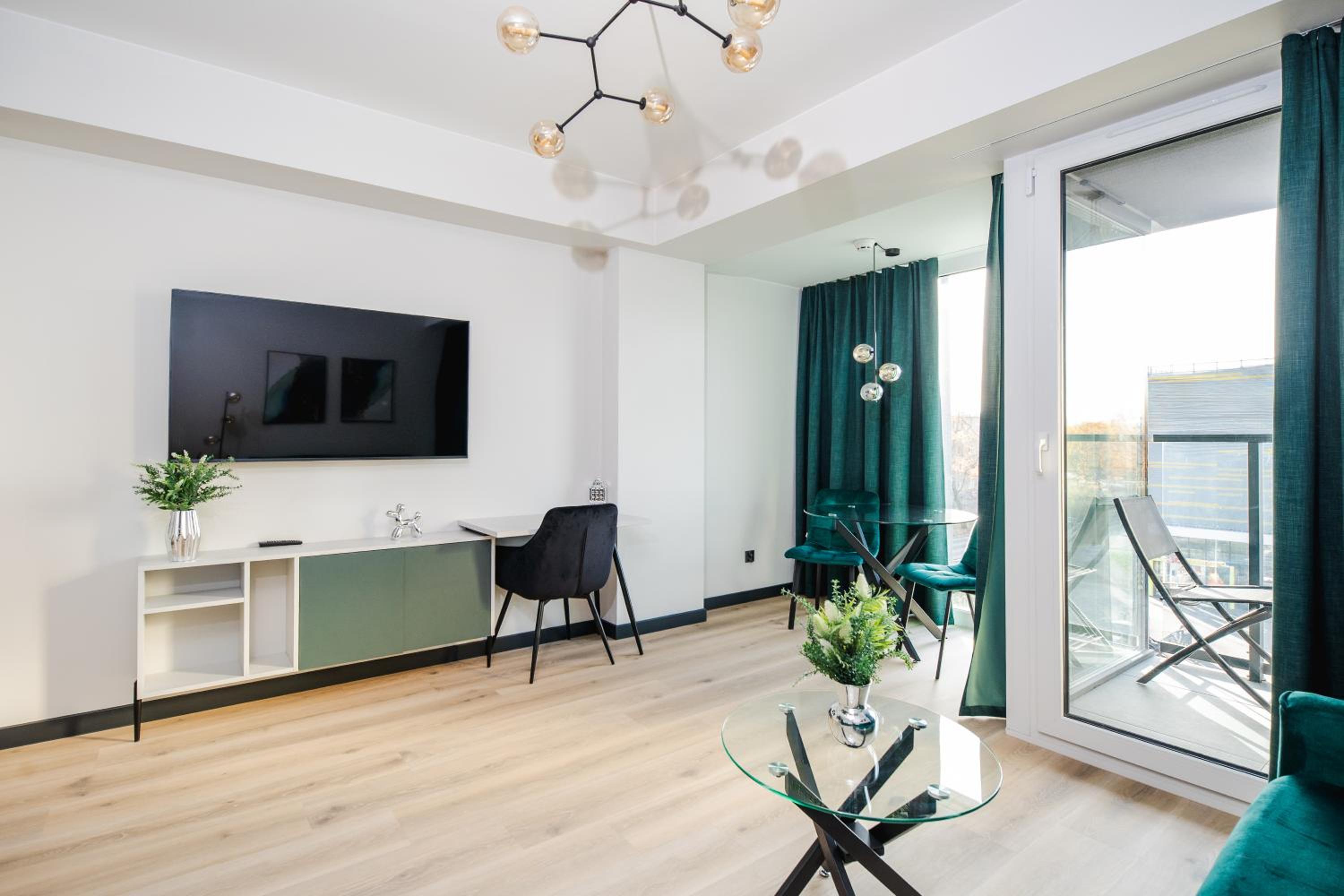 K52 Apartments