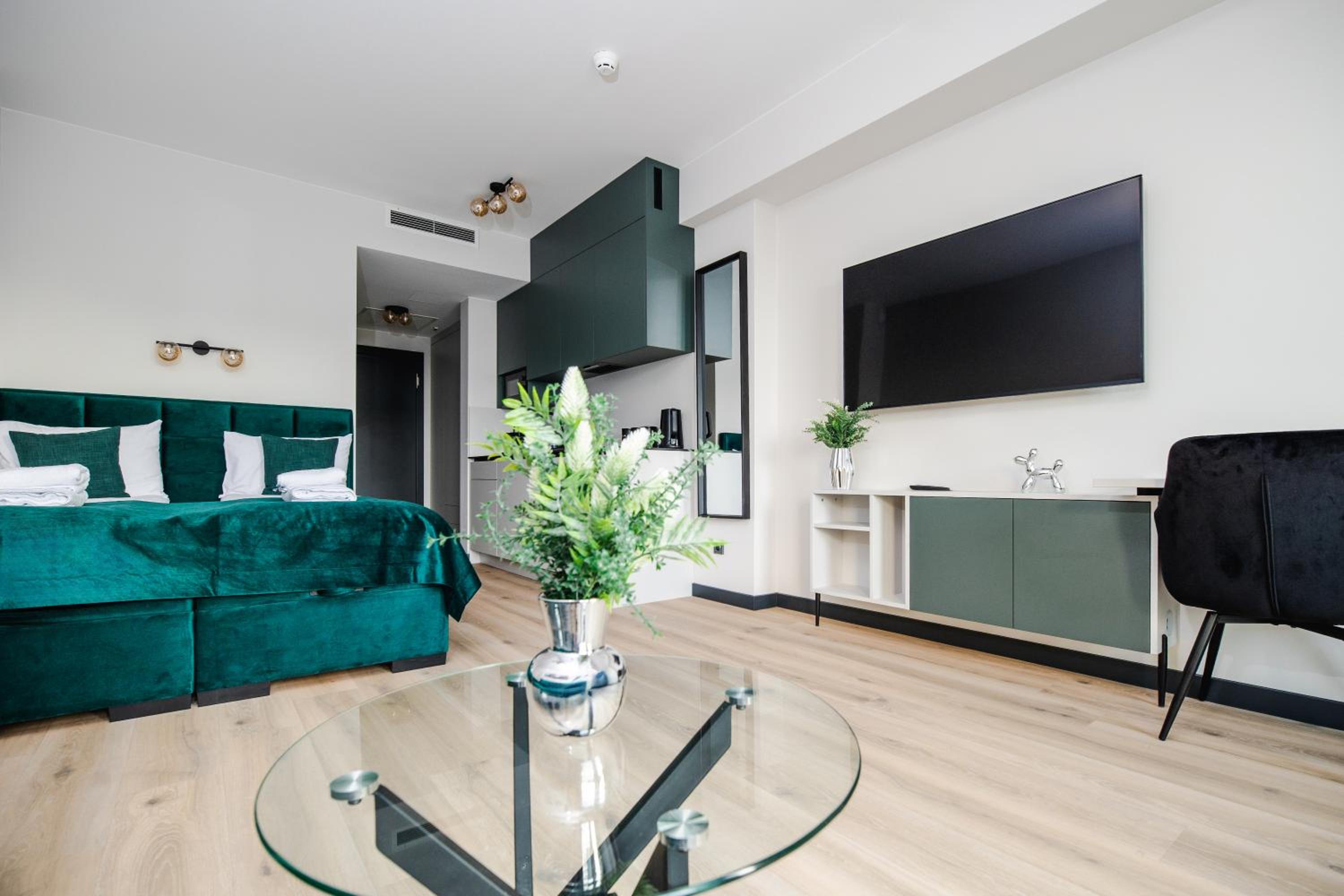 K52 Apartments