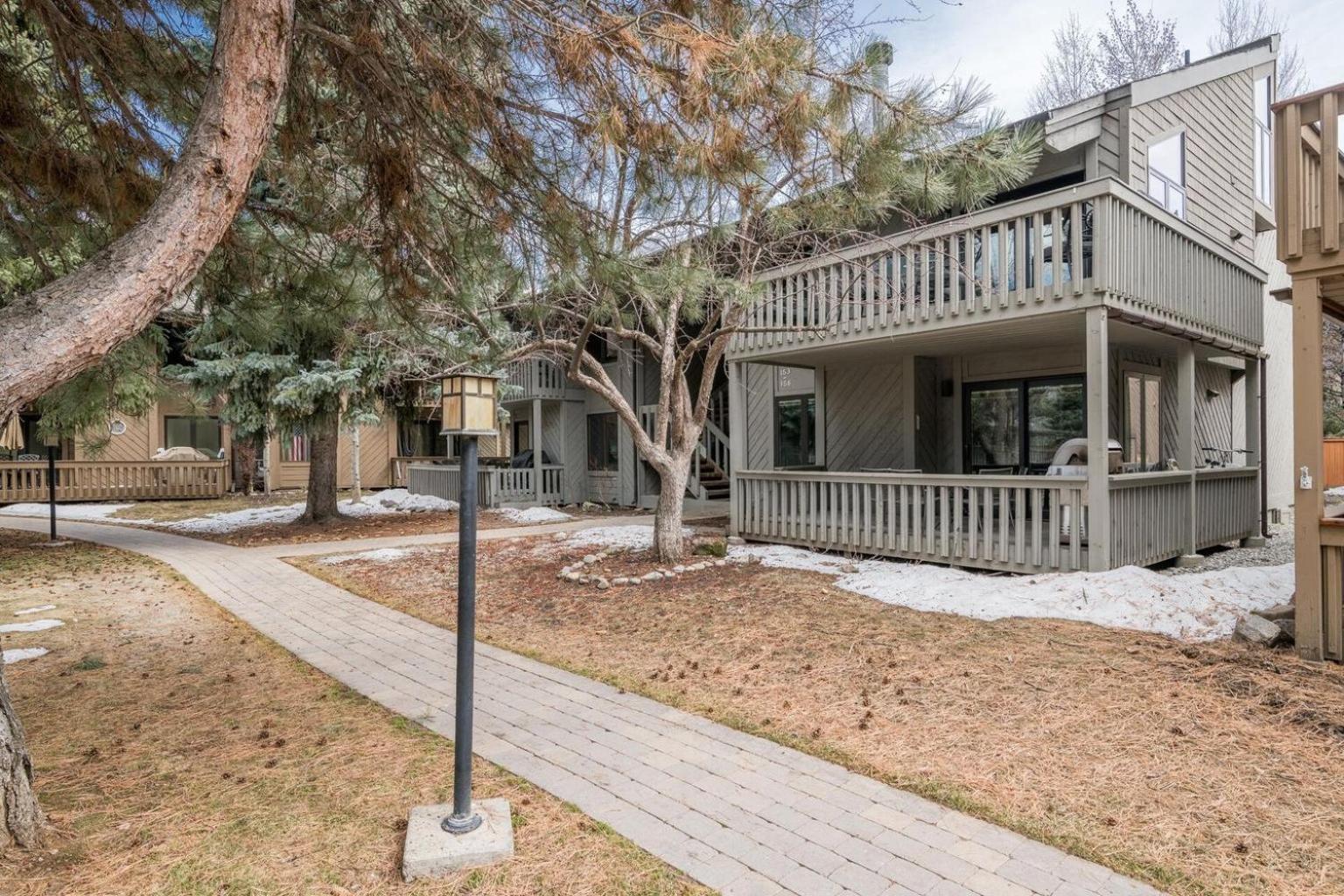 SV154 - Walk to Lifts & Town - Hot Tub & Pool
