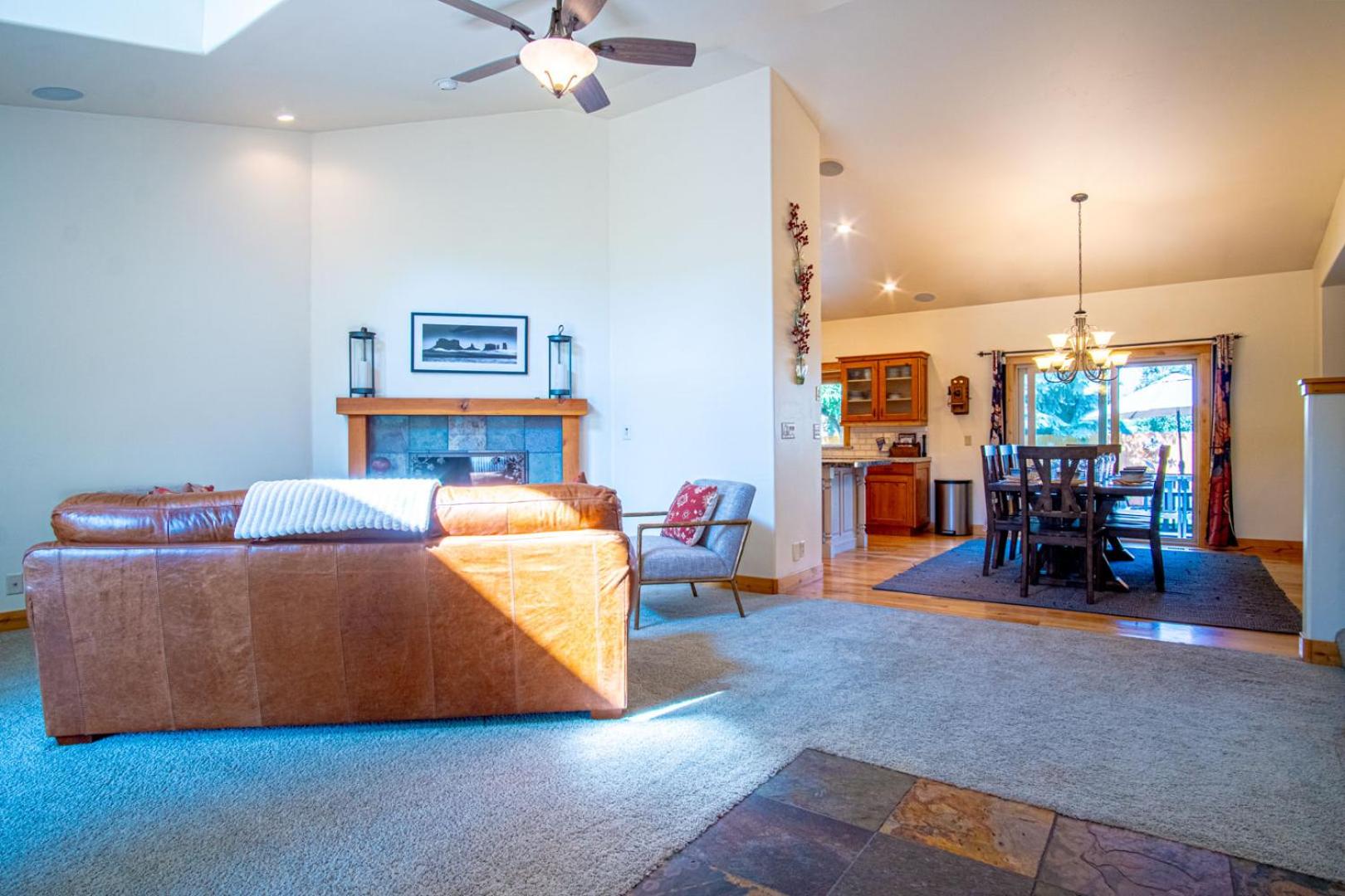 Cranbrook Cottage - Family Home + Hot Tub + Pool Table