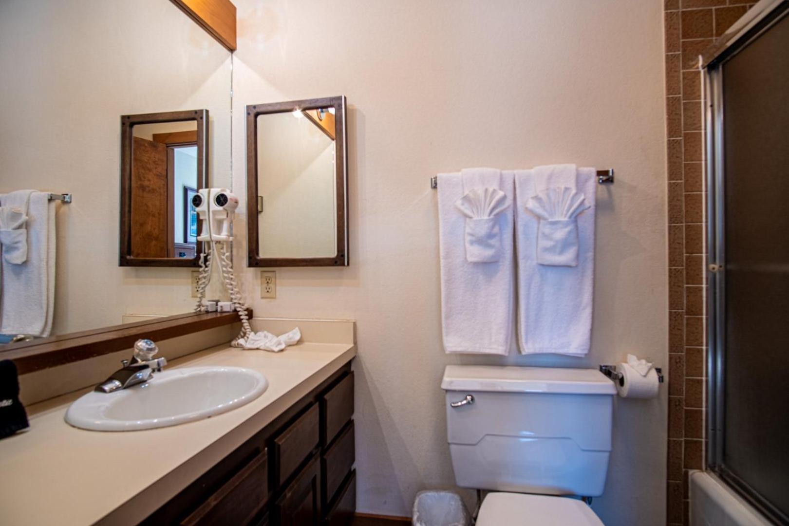Stonehenge Condo - Nr Ski Lifts & Downtown!