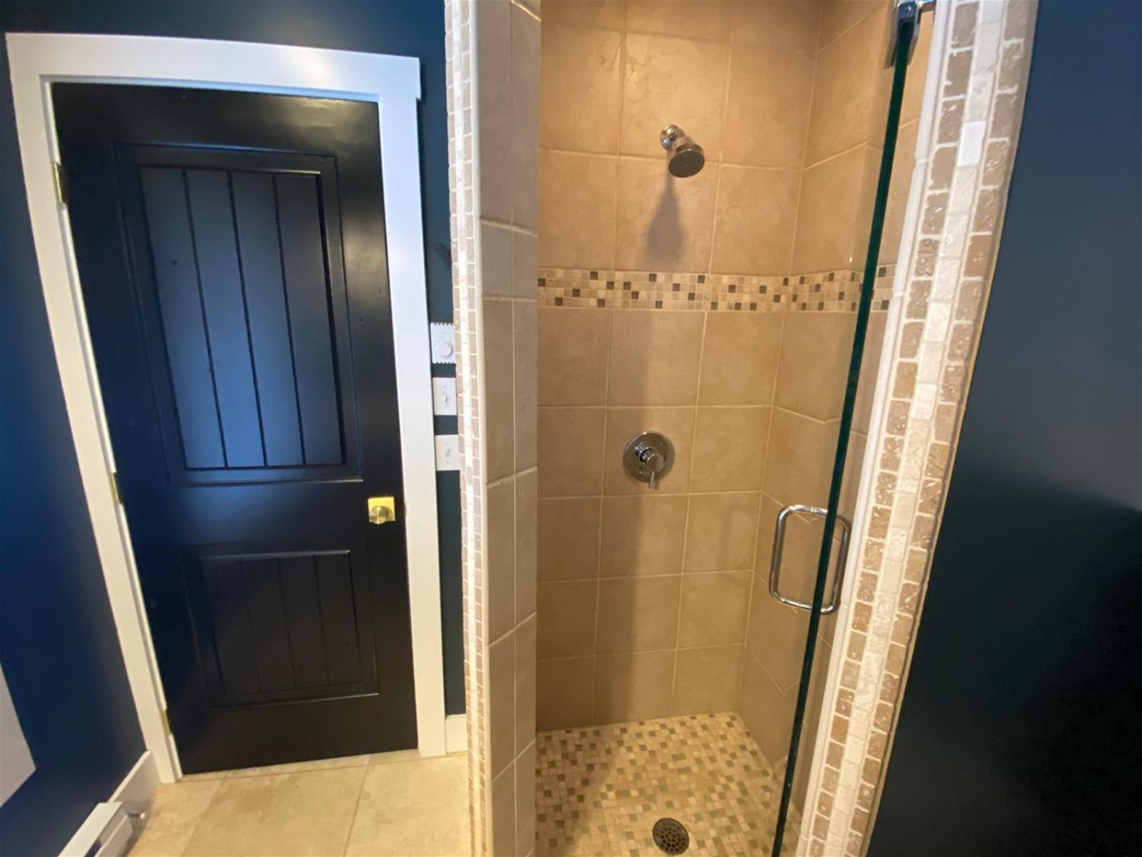 Andora Villa #123 Newly Remodeled 2 BR / 2Bath, Centrally Located, Close to Town Center