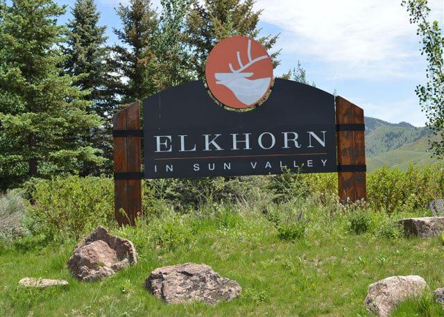 Elkhorn Bluff Condo with Community & Resort Amenities