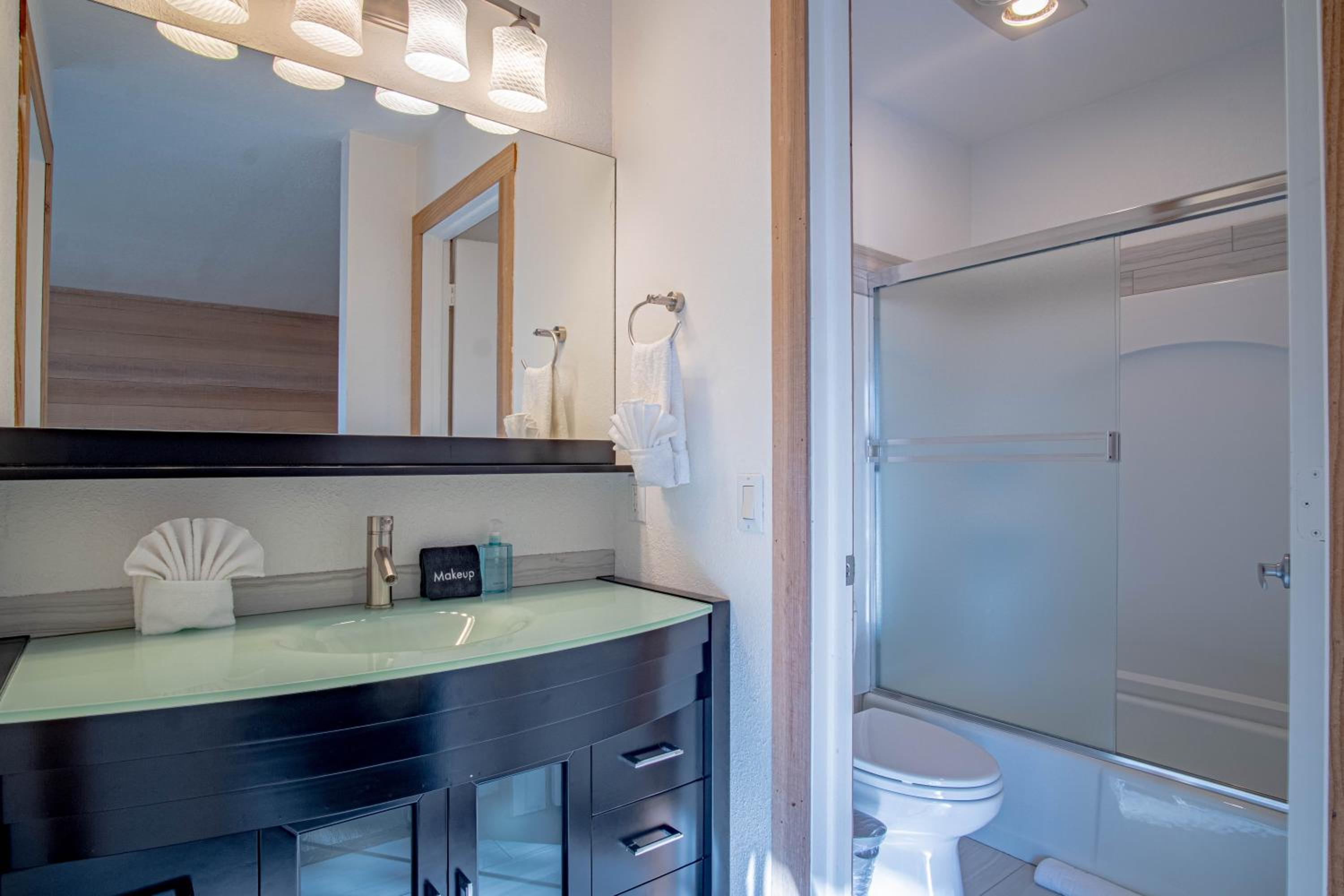 Snow Creek 1554 - Ski-in/Ski-out + Pool & Hot Tub