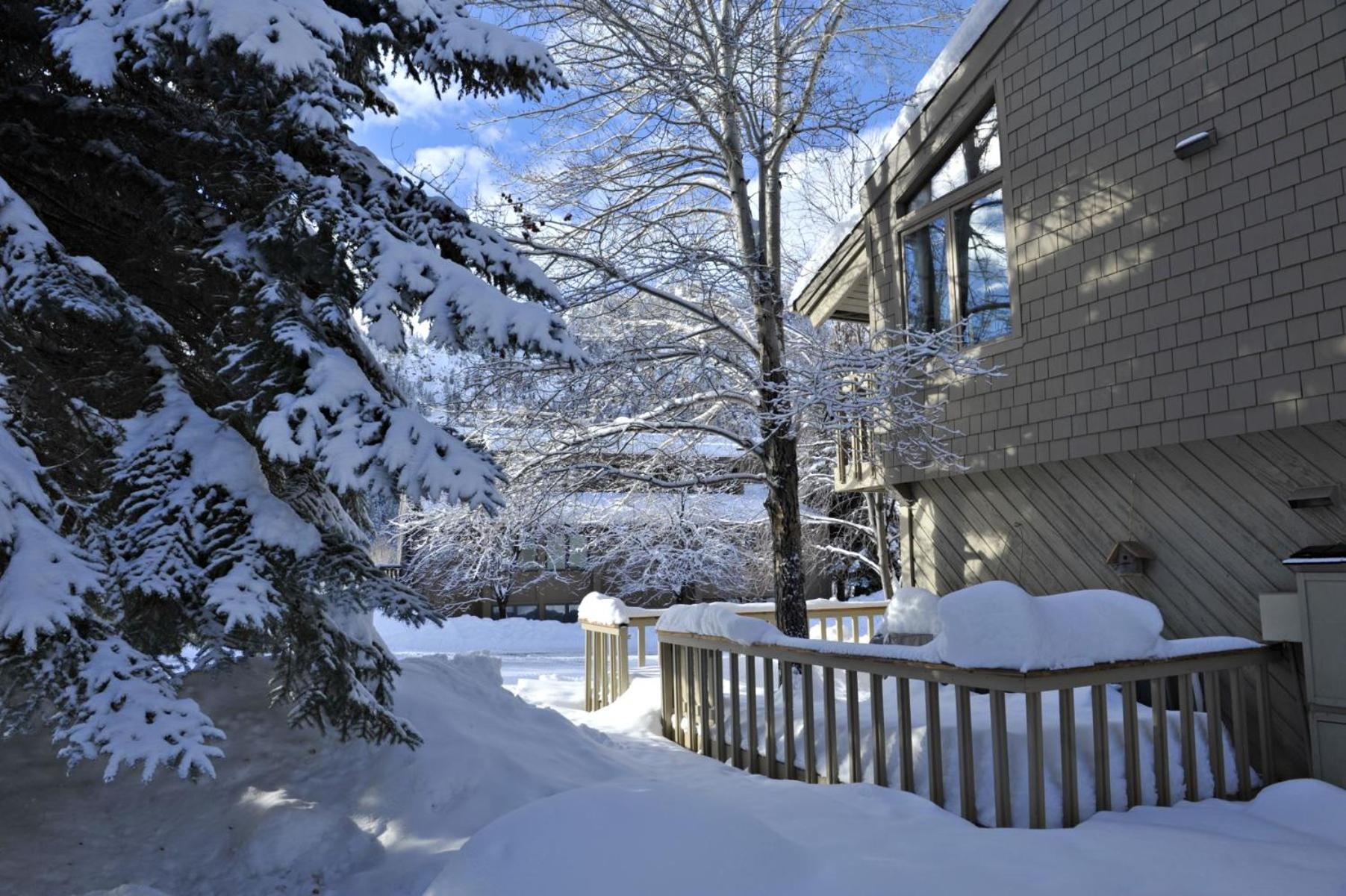 SV102 - Walk to Lifts & Town - Hot Tub & Pool