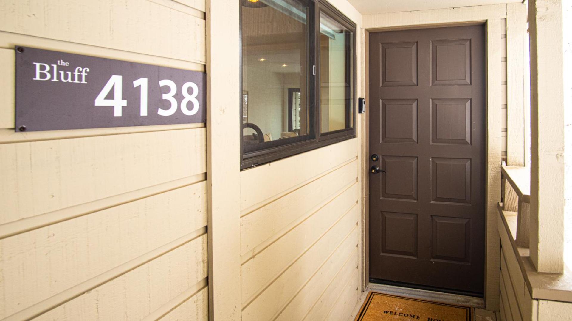 Classy, contemporary, cozy, Sun Valley con with Community & Resort Amenities