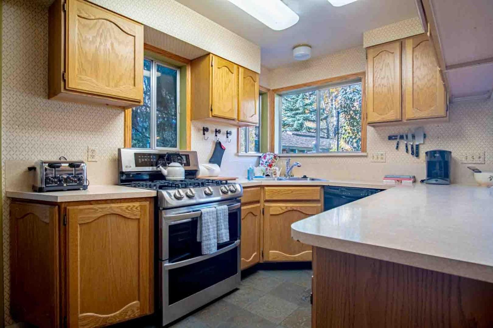 Bigwood Bliss - 3BD Riverfront Home