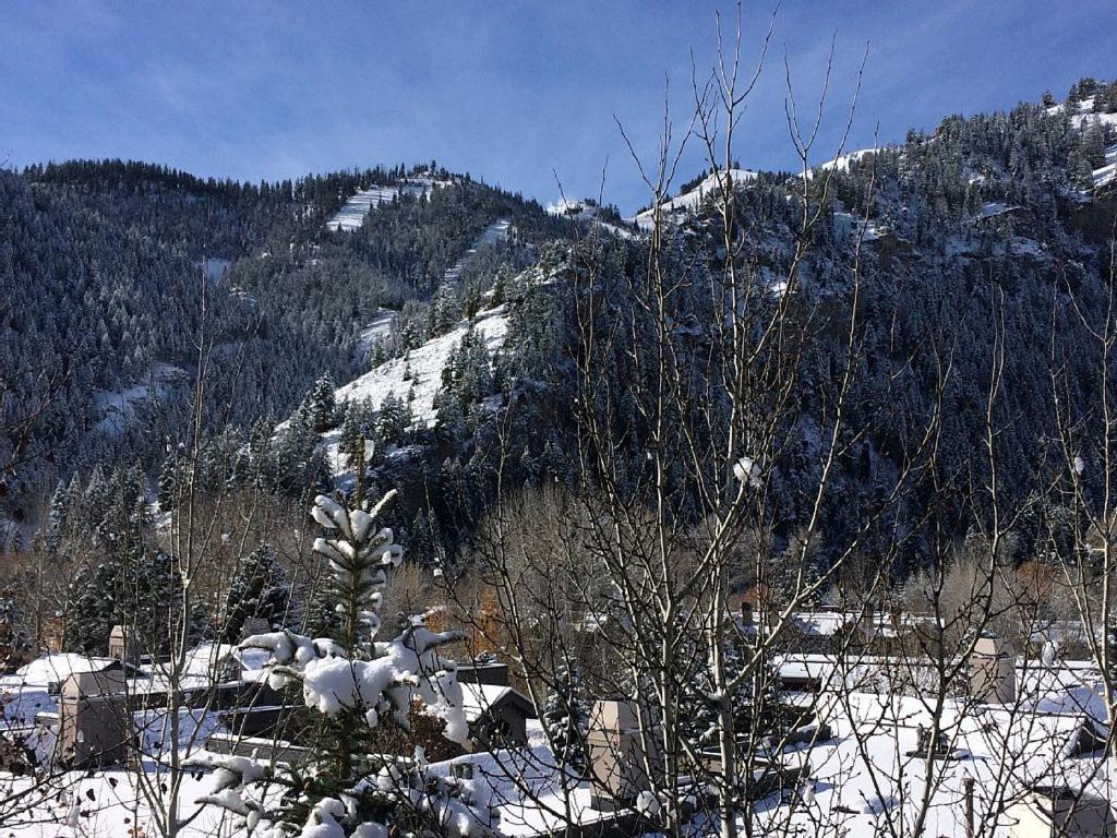 SV101 - Walk to Lifts & Town - Hot Tub & Pool