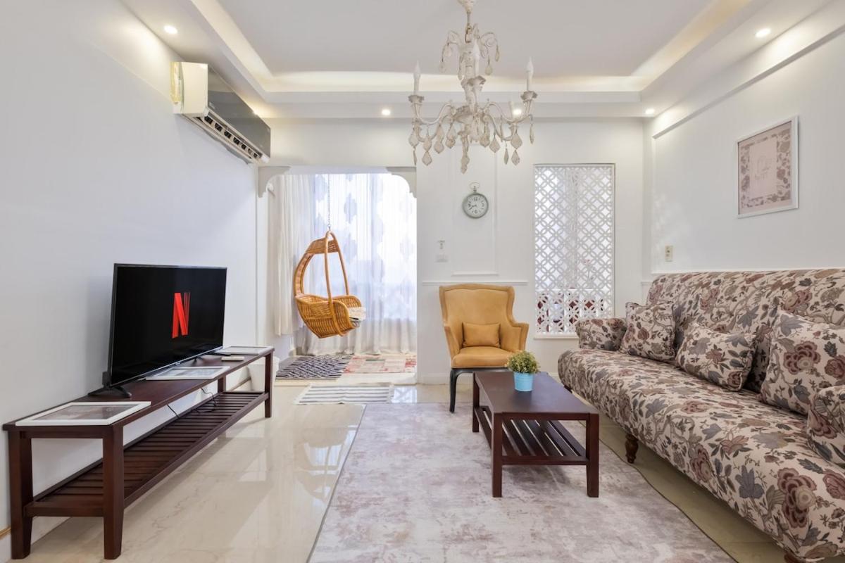 Rehab Luxury khan with garden oasis