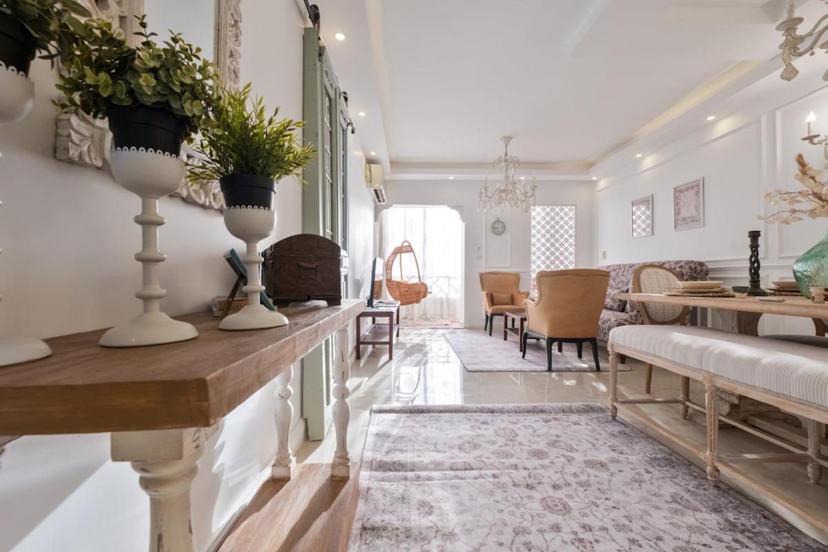 Rehab Luxury khan with garden oasis