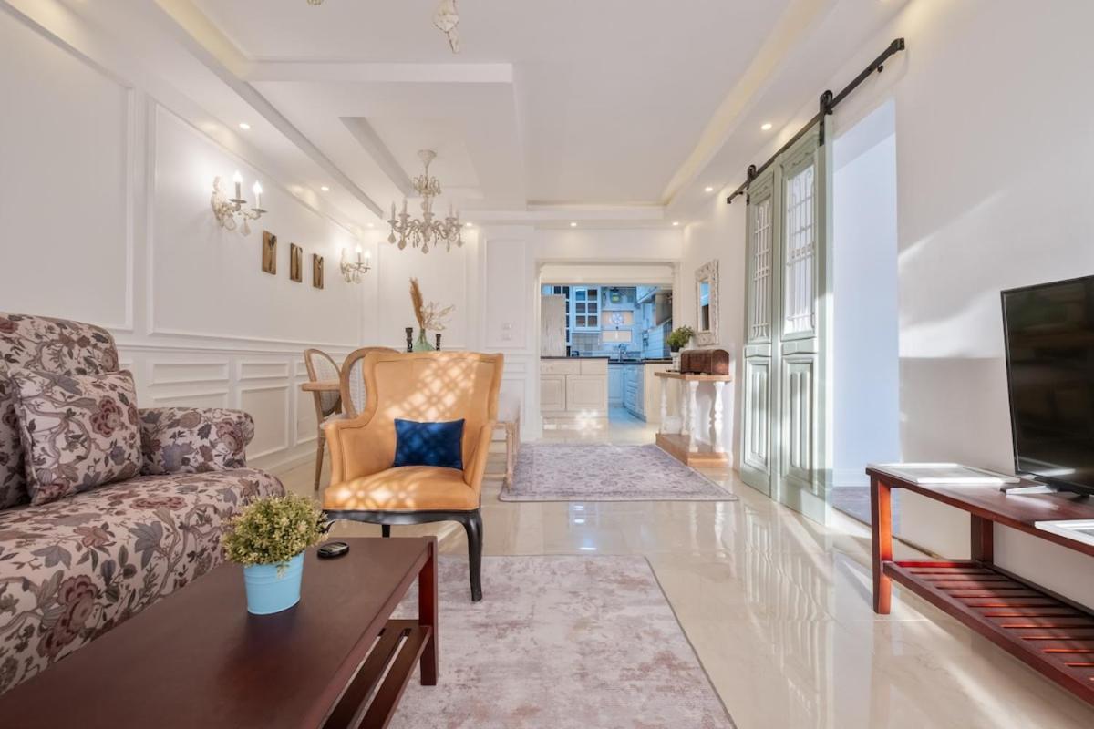Rehab Luxury khan with garden oasis