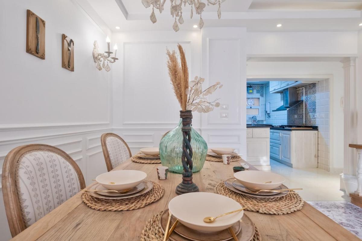 Rehab Luxury khan with garden oasis