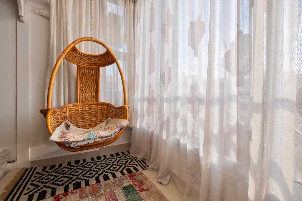 Rehab Luxury khan with garden oasis