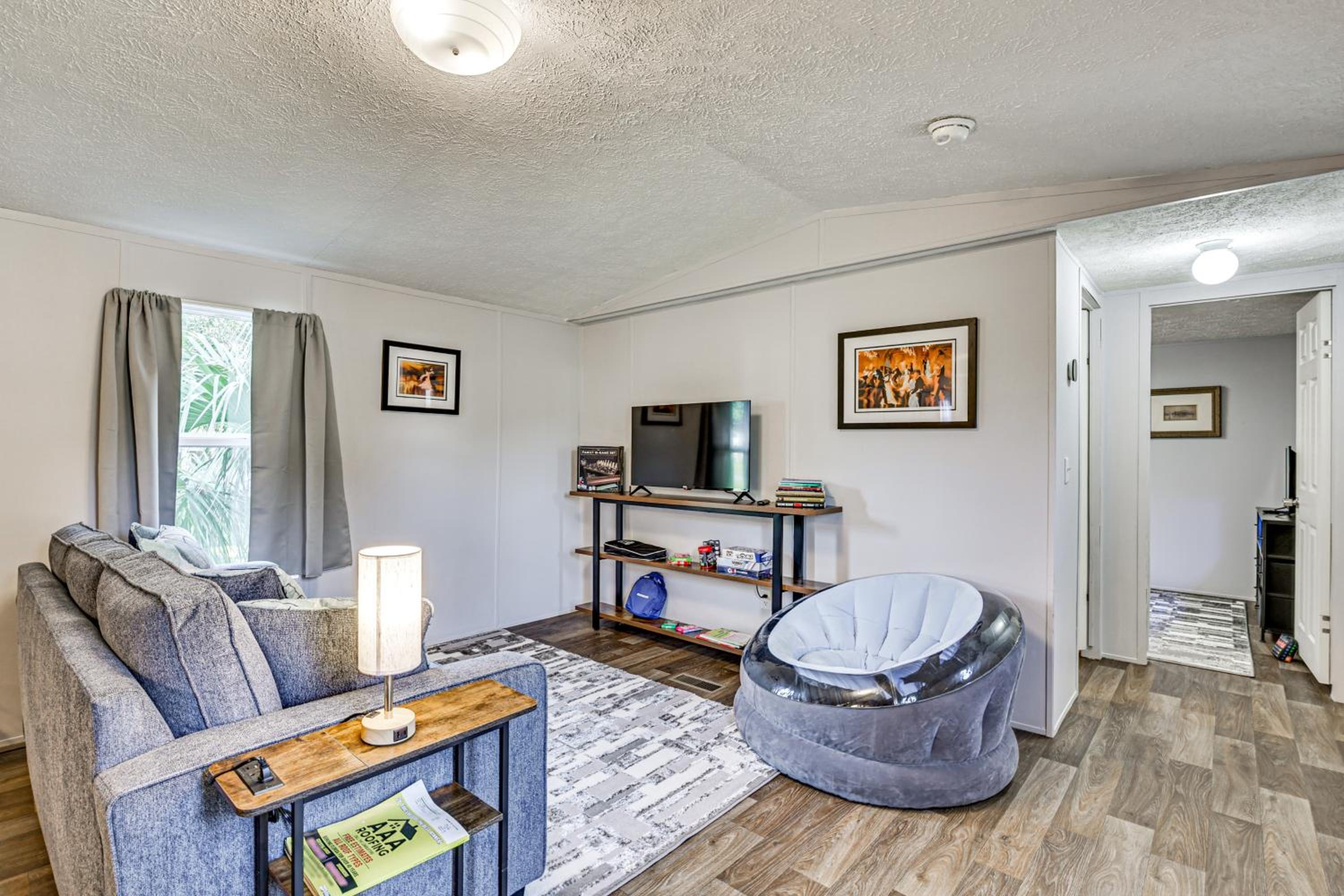 Riverfront Floral City Stay with Dock and Hot Tub!
