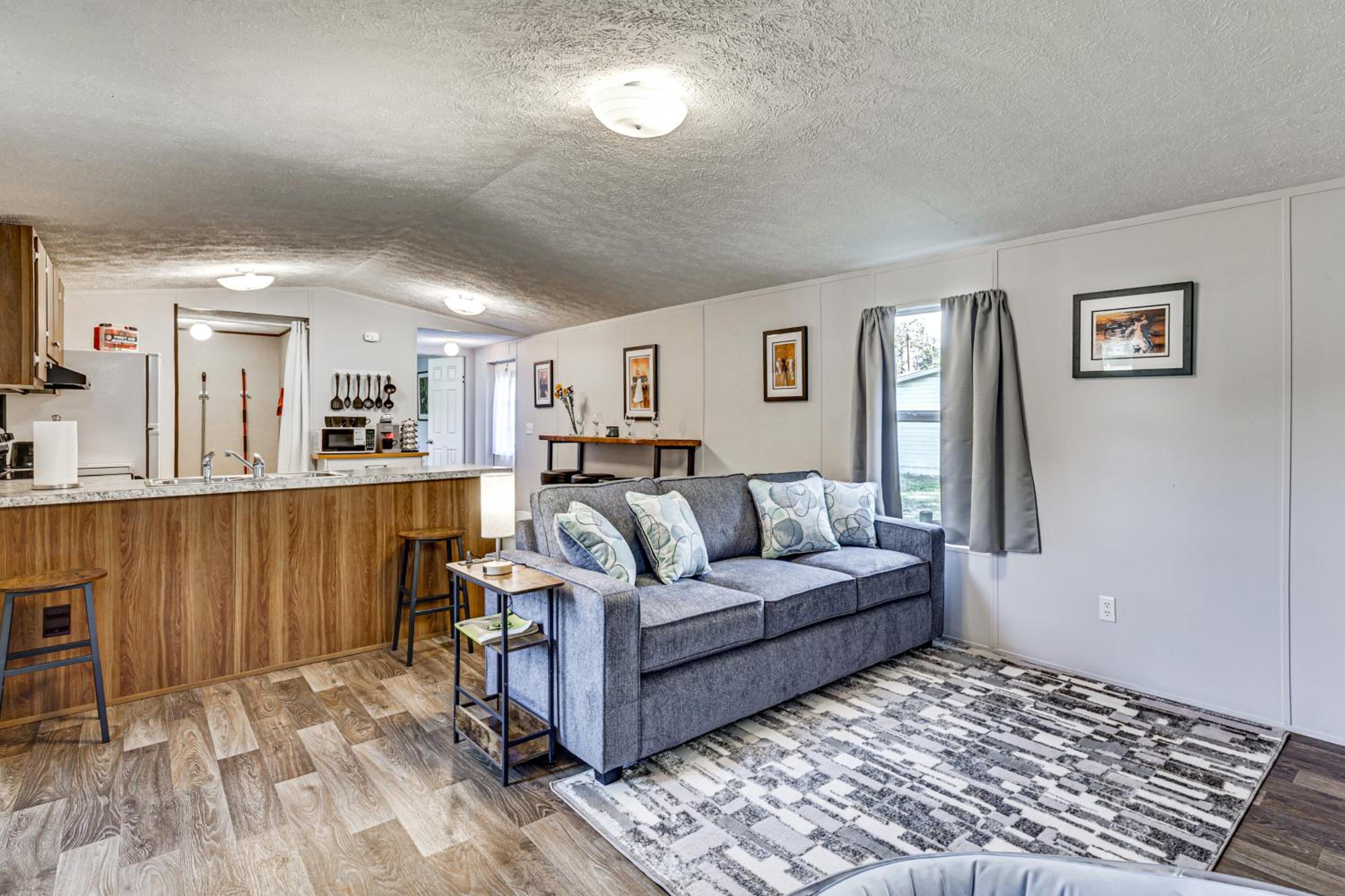 Riverfront Floral City Stay with Dock and Hot Tub!