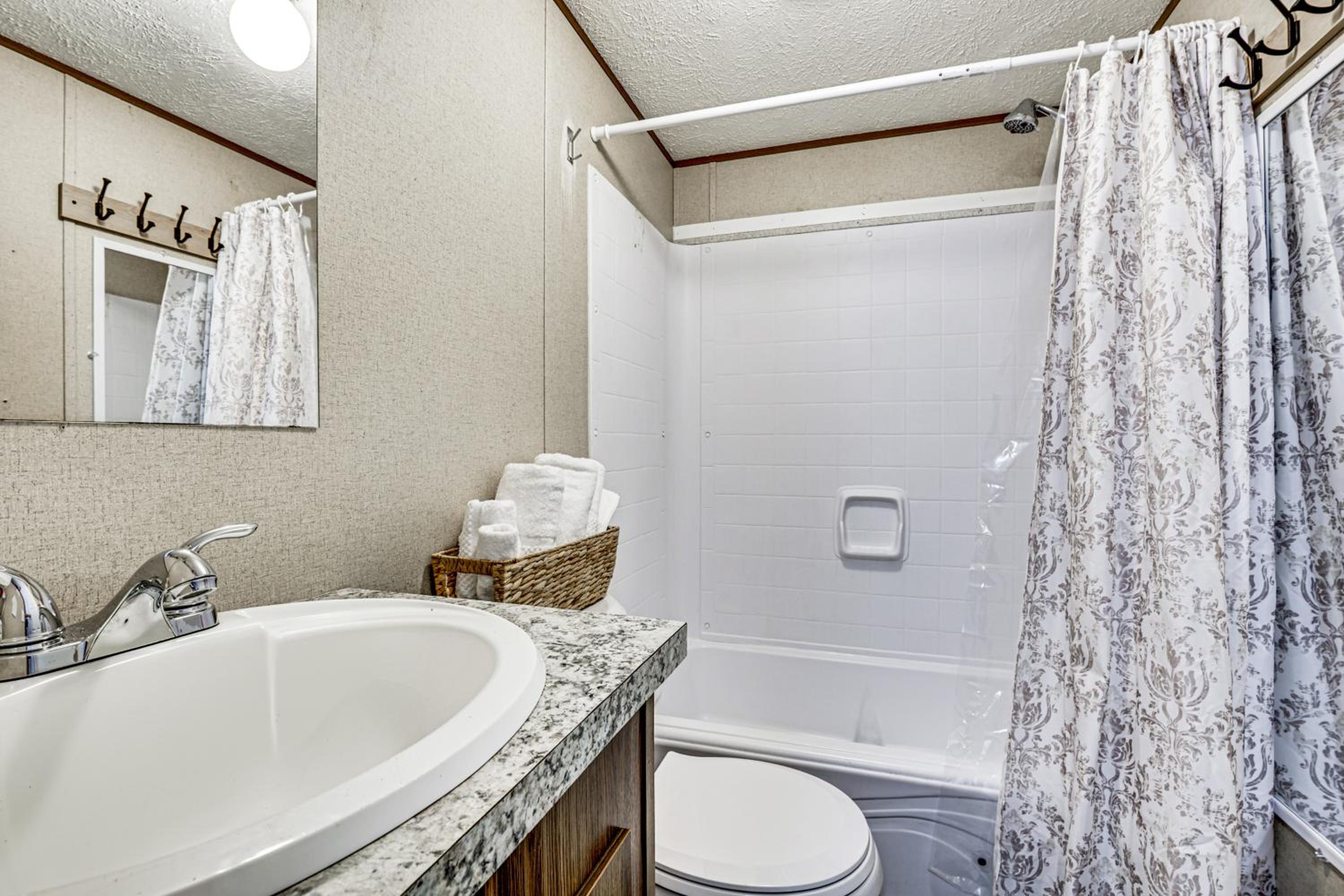 Riverfront Floral City Stay with Dock and Hot Tub!