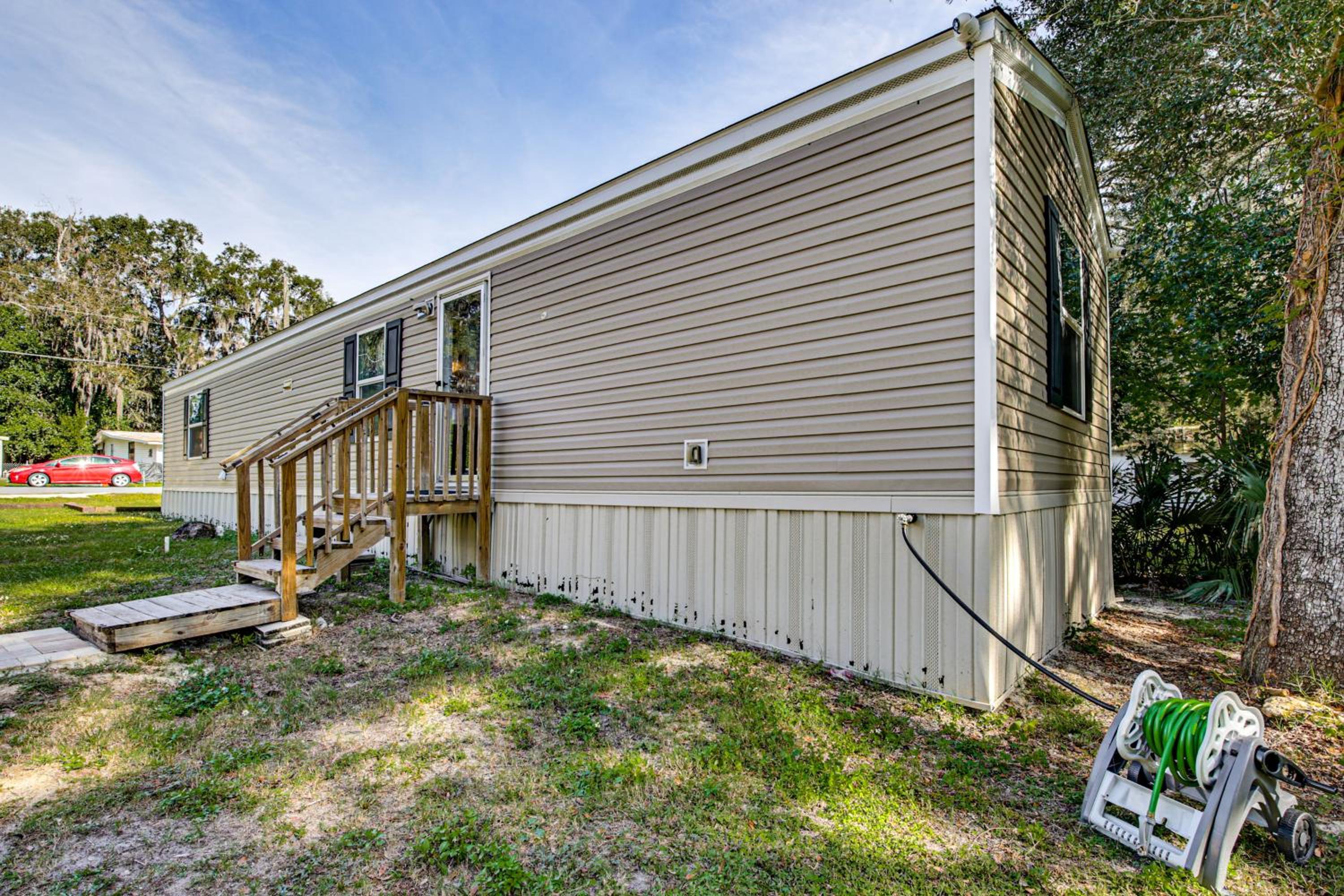 Riverfront Floral City Stay with Dock and Hot Tub!