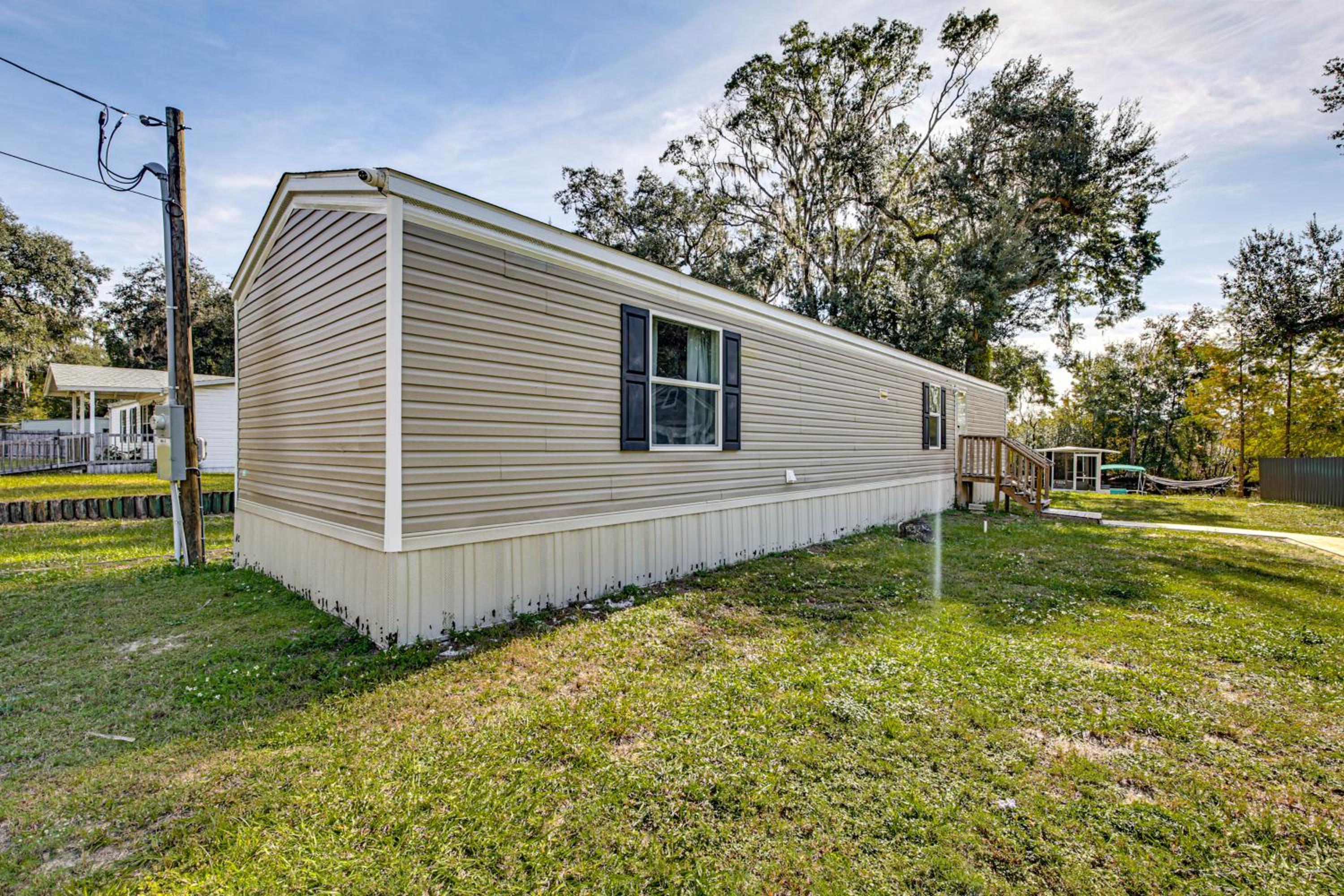 Riverfront Floral City Stay with Dock and Hot Tub!