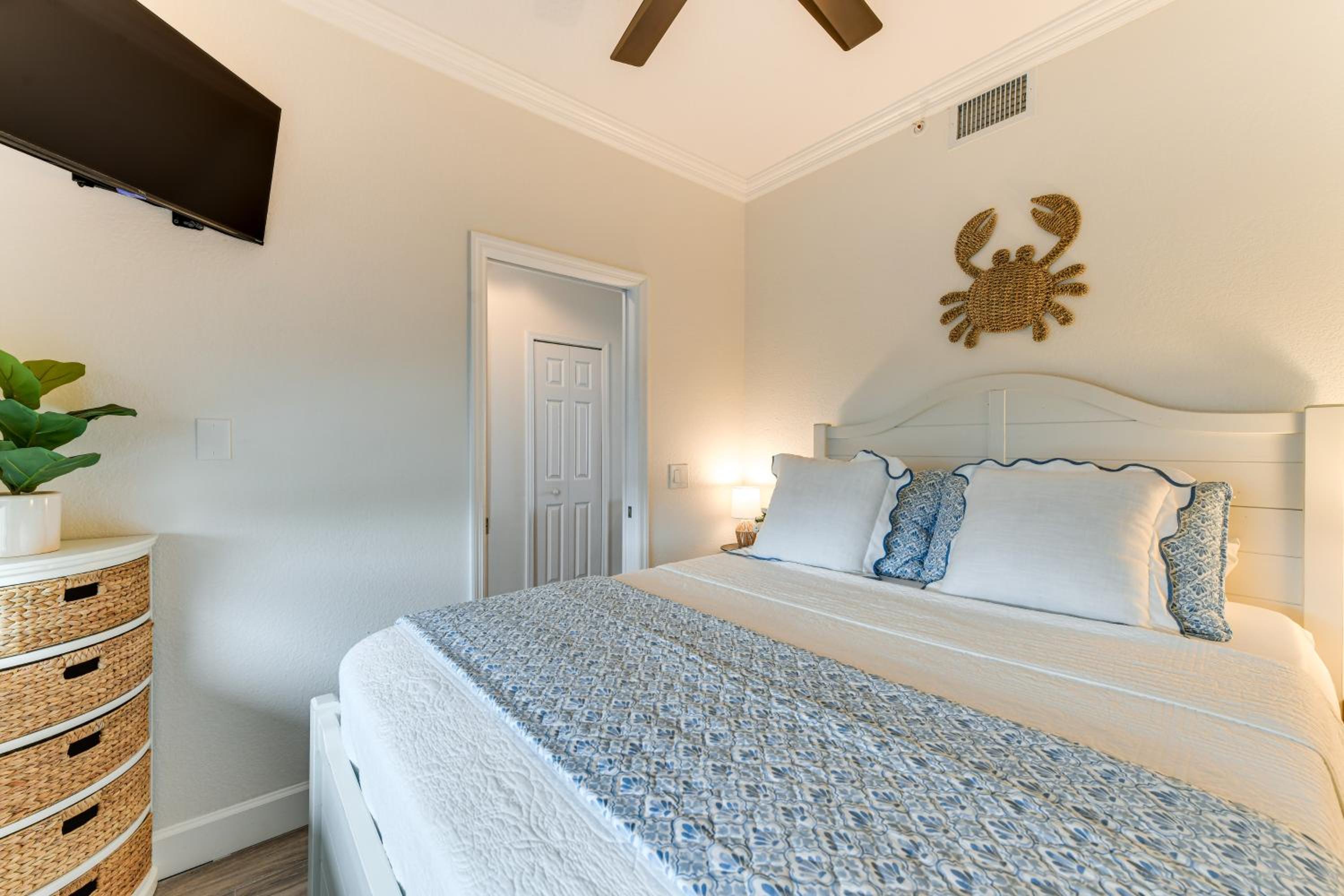 Walk to Marina Placida Condo with Community Perks!