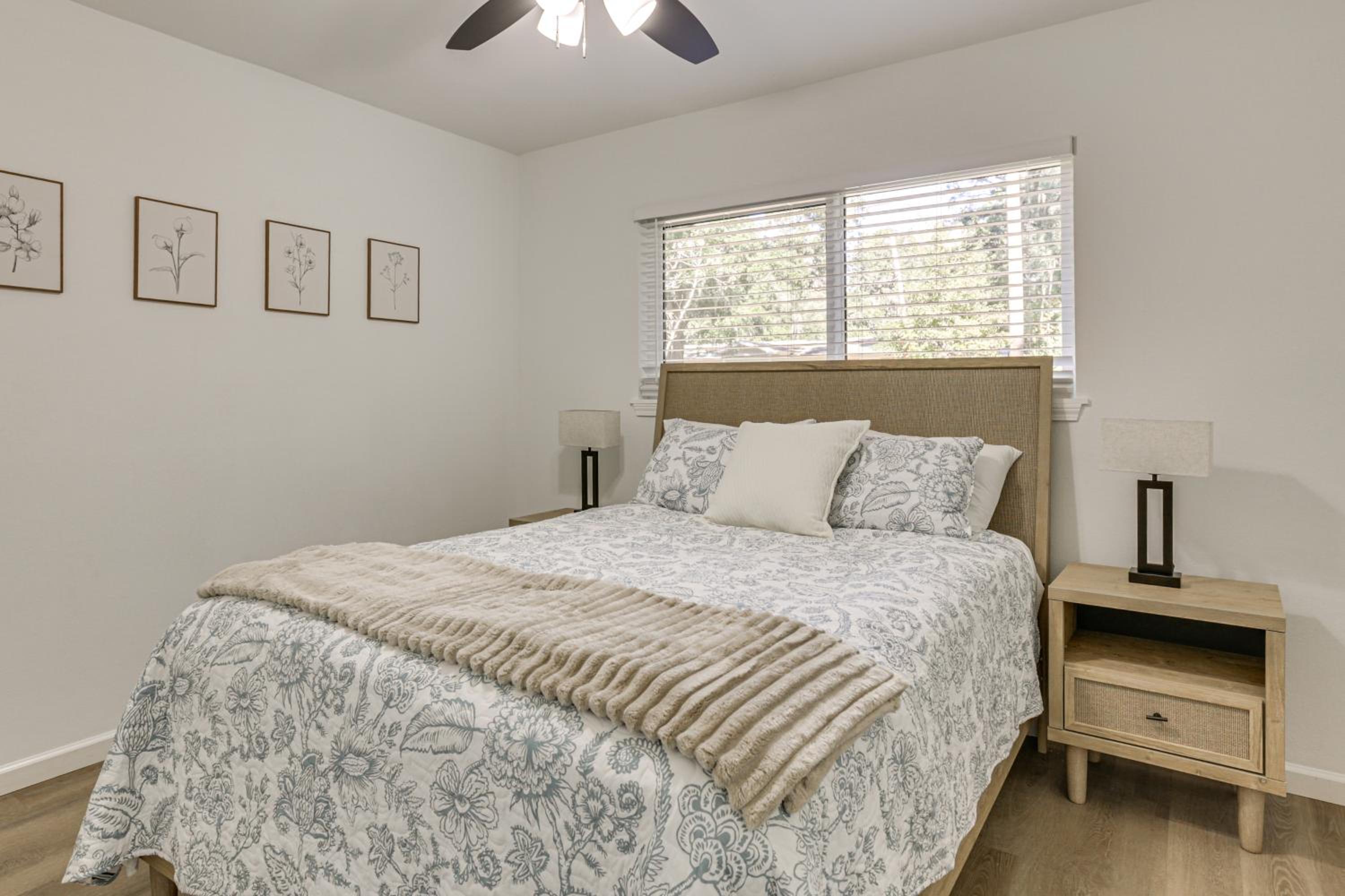 2 Mi to FSU! Group-Friendly Tallahassee Getaway