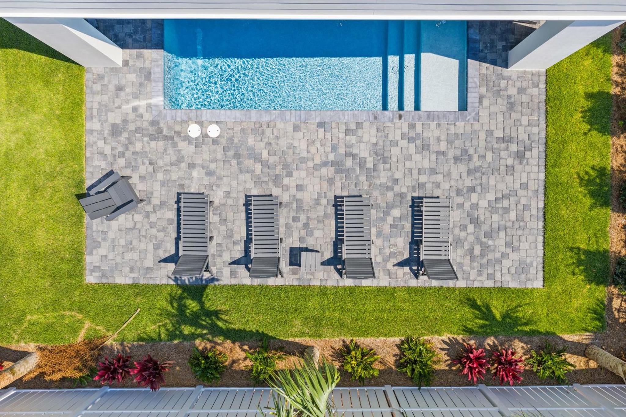 BRAND NEW Coastal Modern Beach Retreat w/ Private Pool, 1 Minute to the Beach