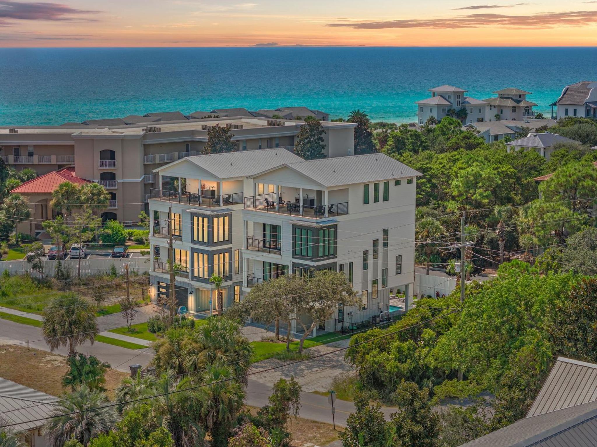 BRAND NEW Coastal Modern Beach Retreat w/ Private Pool, 1 Minute to the Beach
